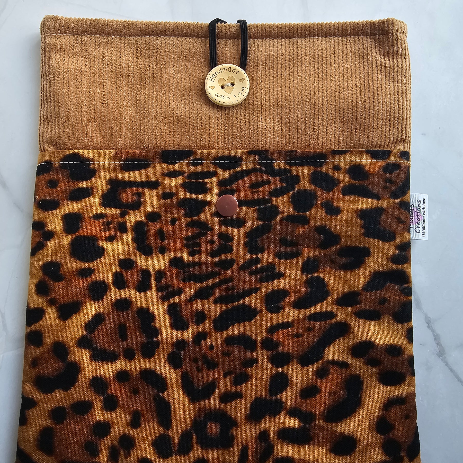 I-Pad/Book Sleeves - Animal print