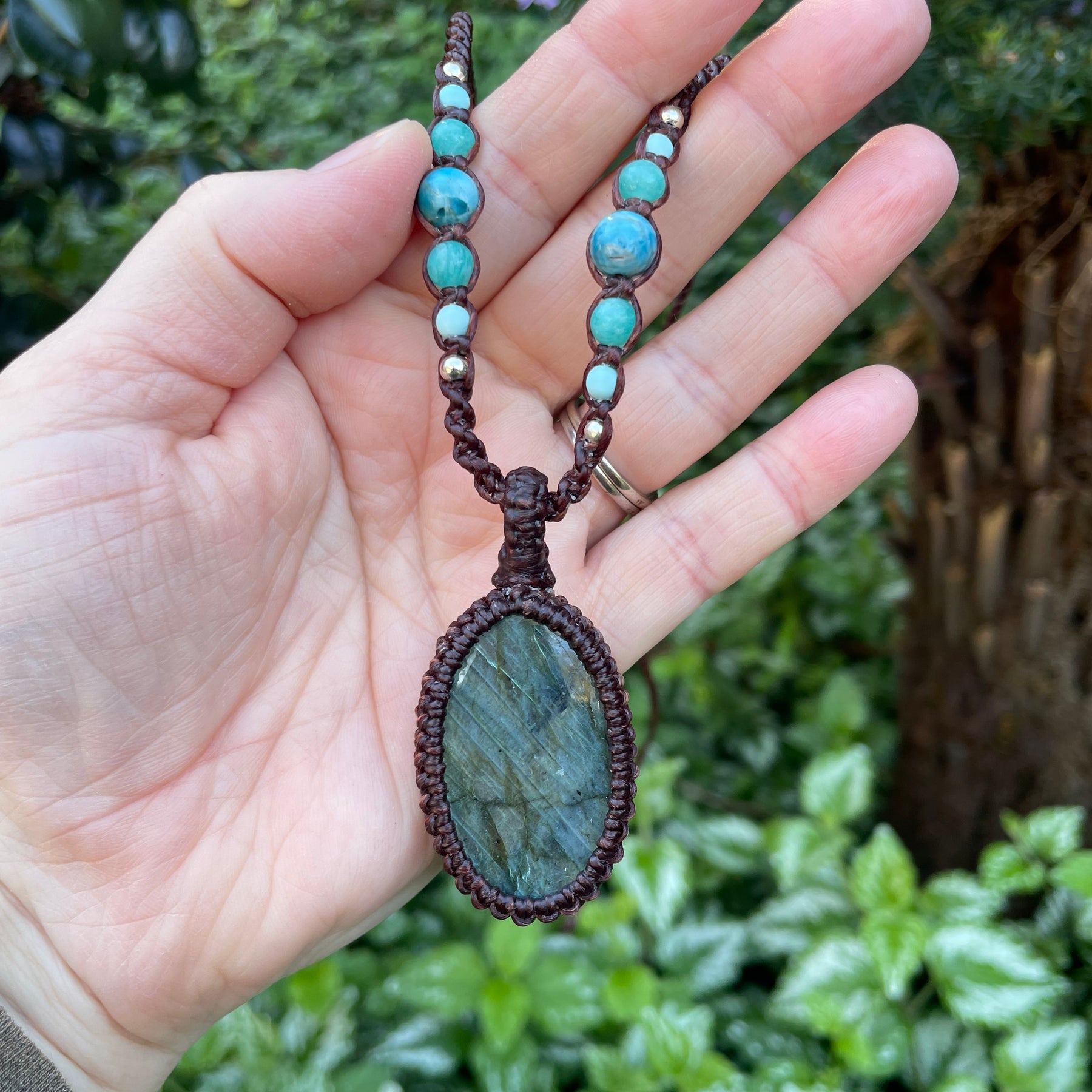 Labradorite Pendant, Macrame necklace boho style, adjustable