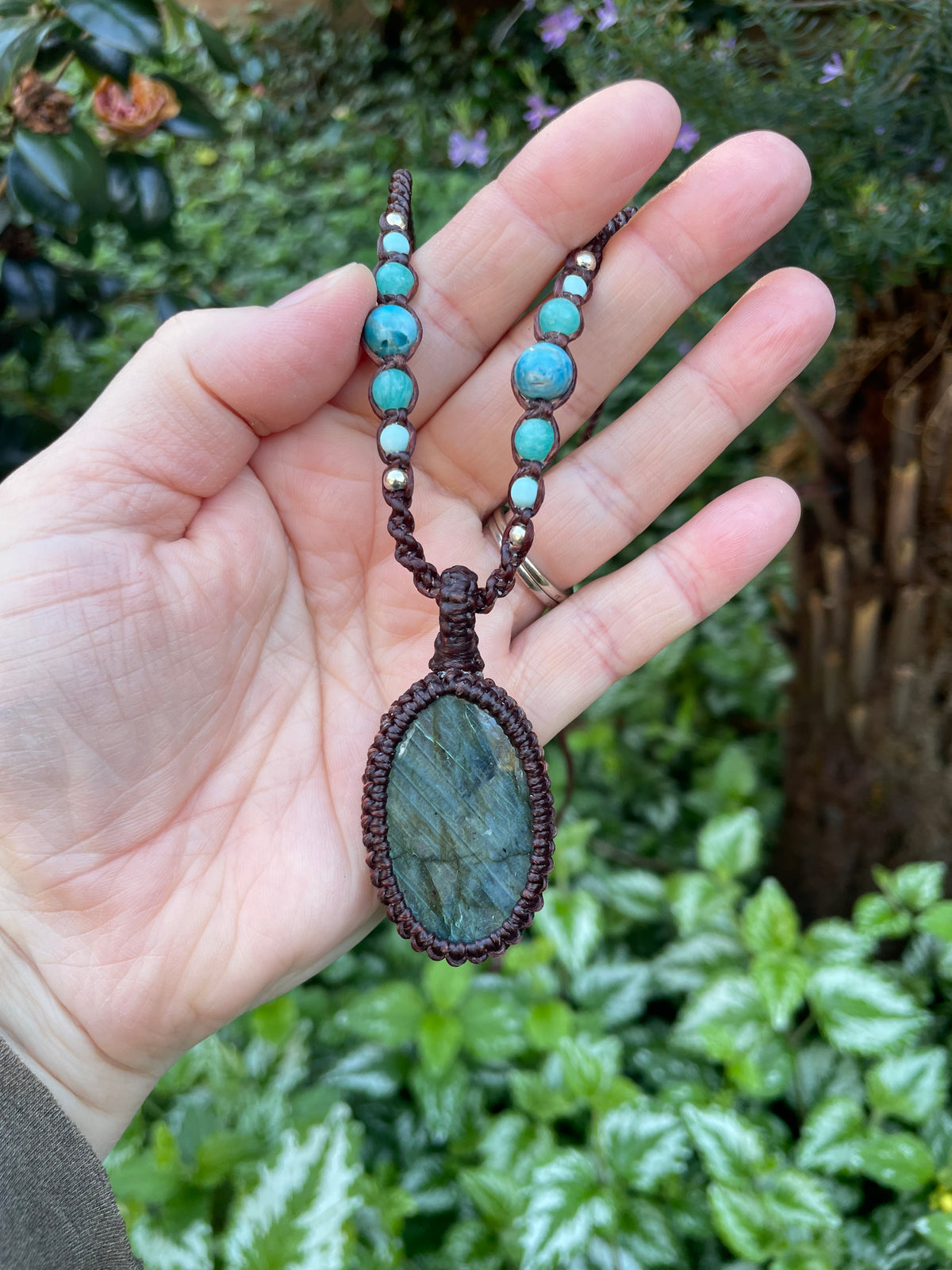 Labradorite Pendant, Macrame necklace boho style, adjustable