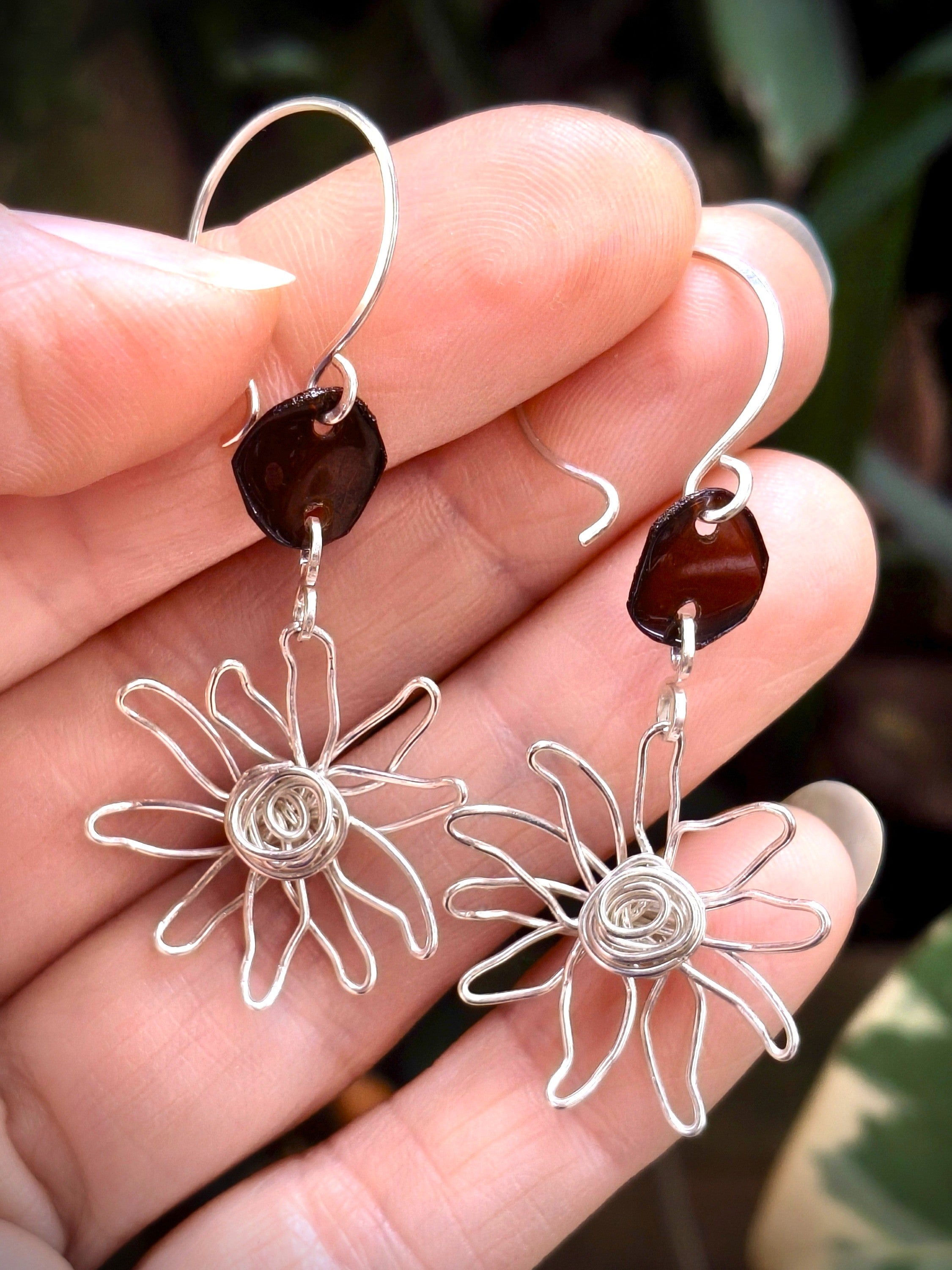 Daisy If I Do | sterling silver flower earrings
