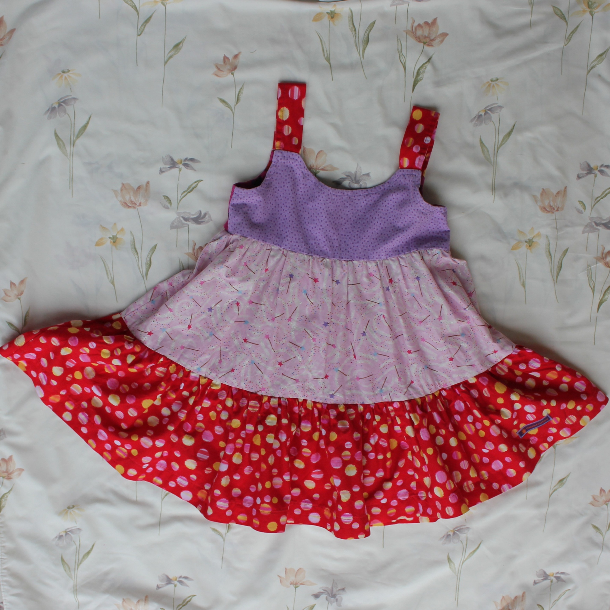 Girls Dress, Size 6, Multicoloured Spots/Fairy Wands.