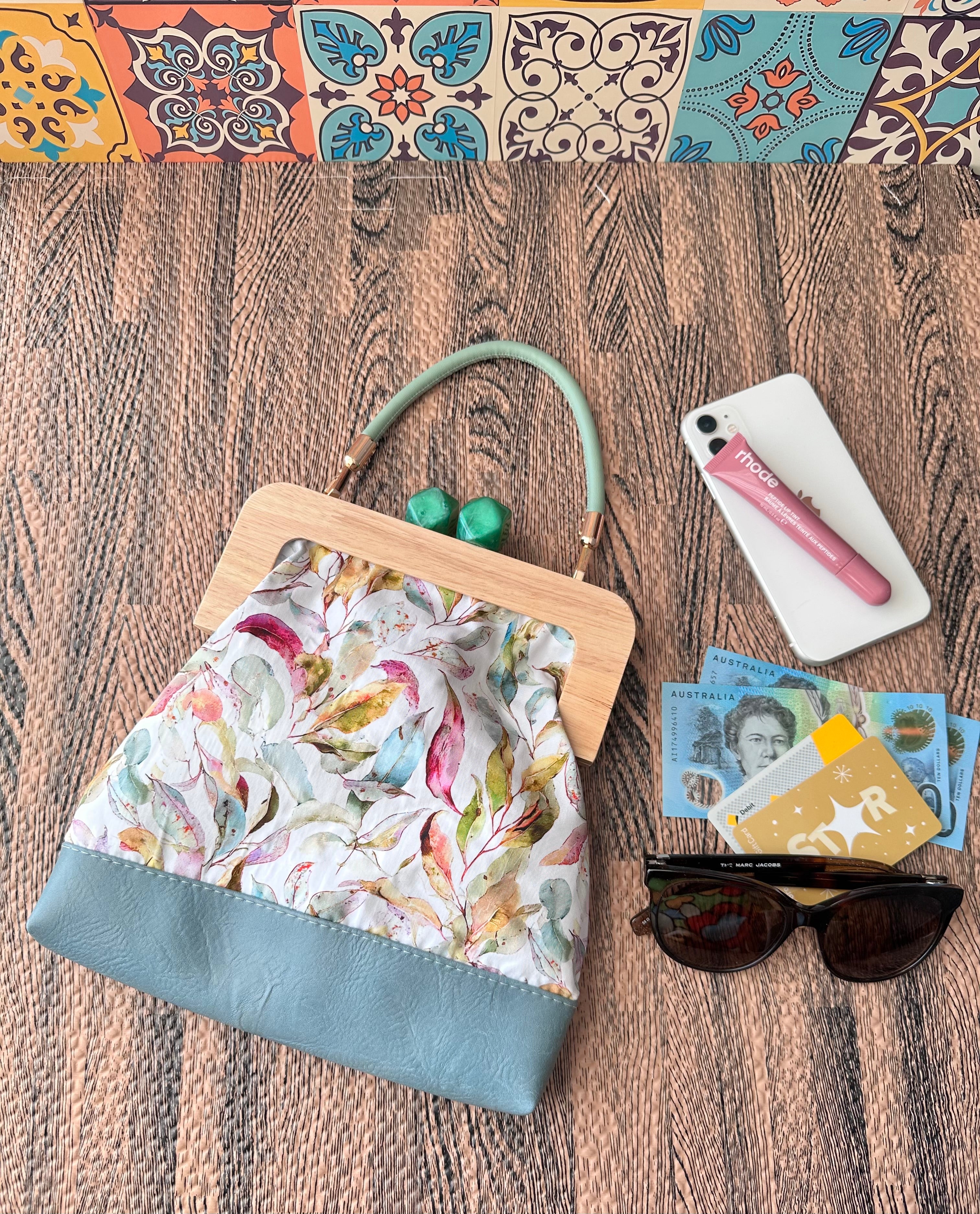 Kiss Lock Clutch with Vinyl Handle