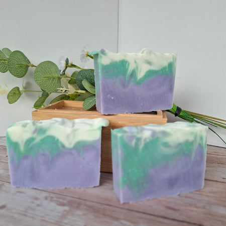 Handmade Soapbar - LAVENDER (Floral Scent.  Lavender Essential Oil)