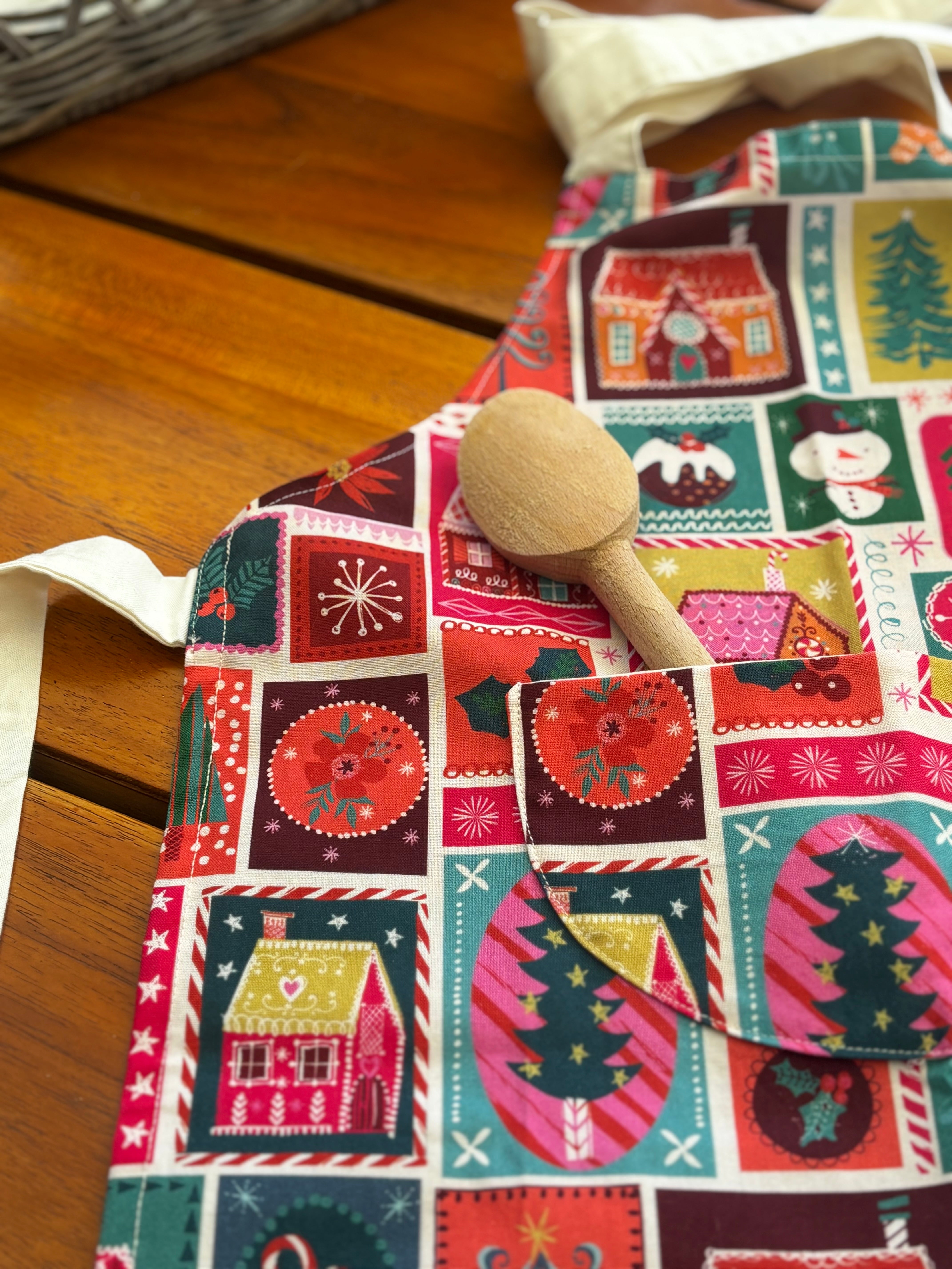 Christmas Apron for the little chef's