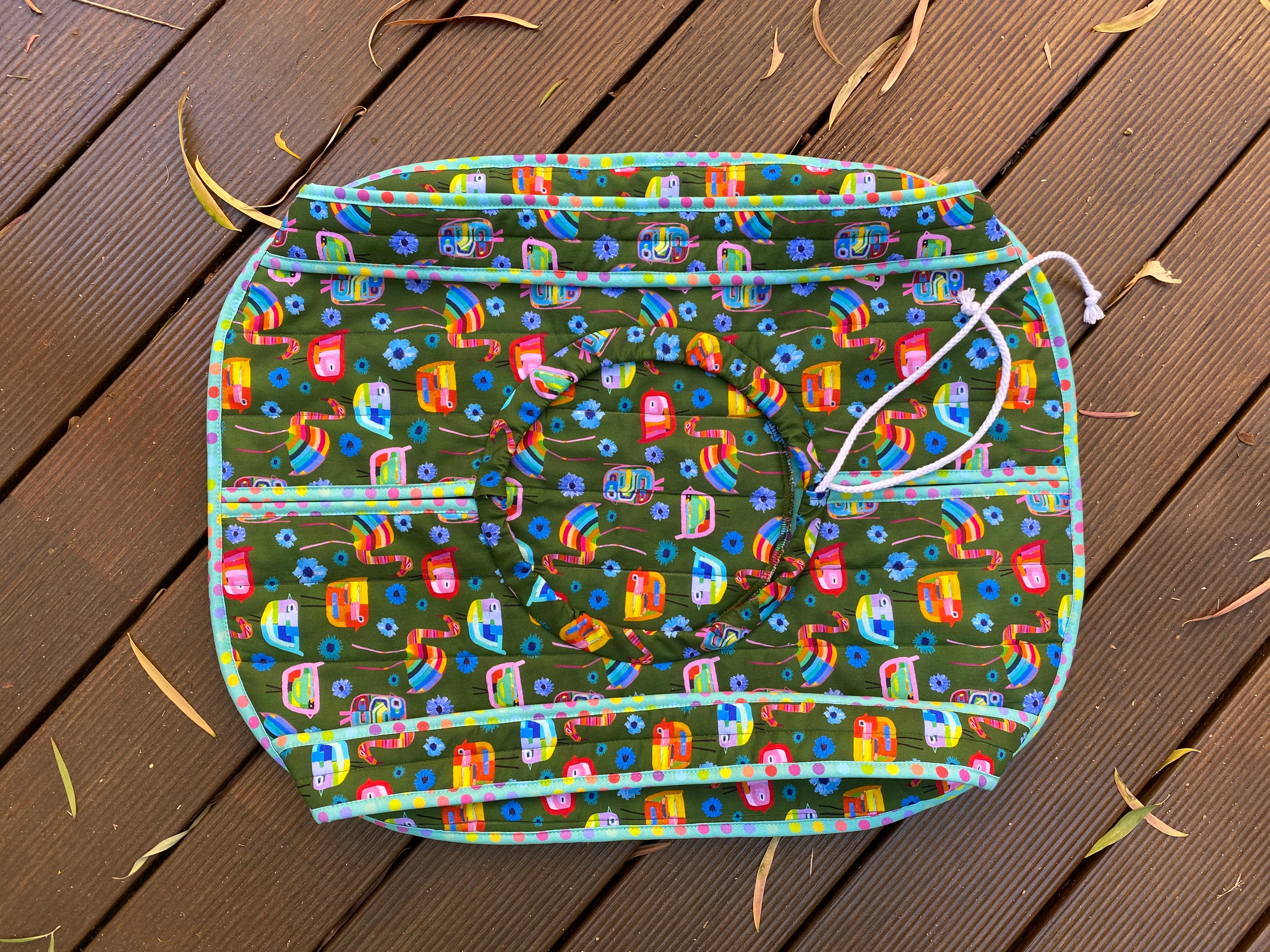 Casserole Carrier Khaki Birds