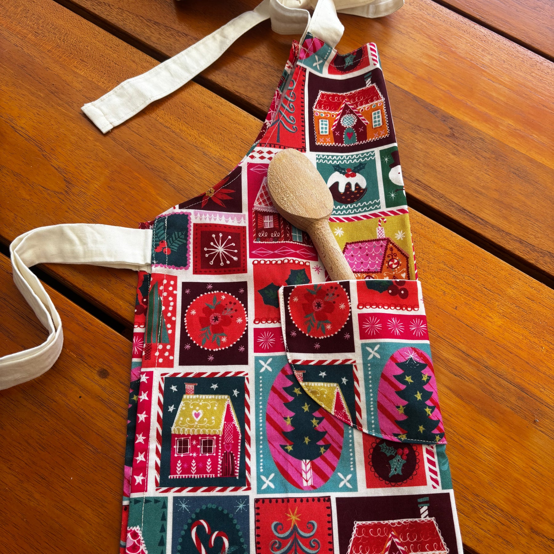 Christmas Apron for the little chef's
