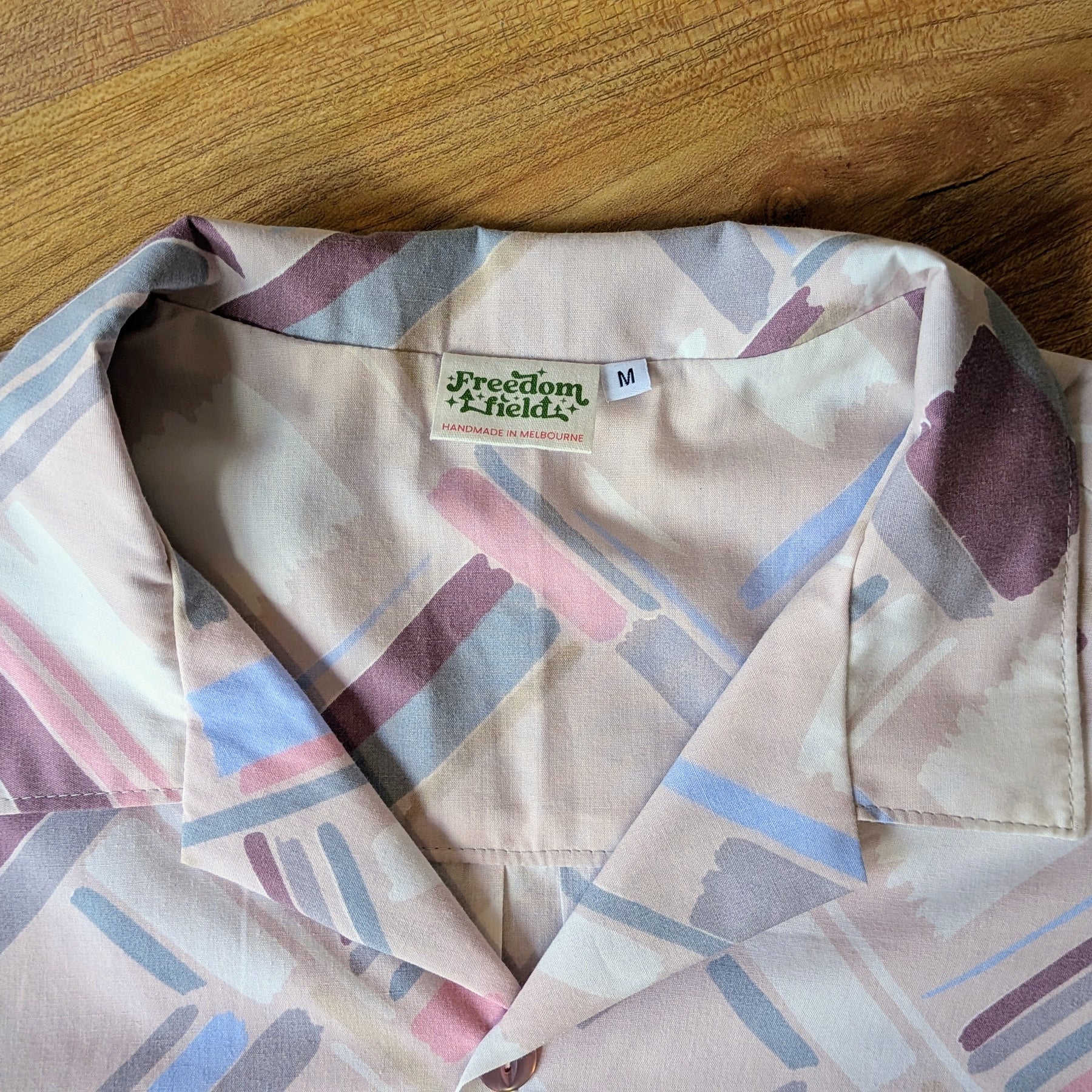 Upcycled Unisex Cotton Button-up Shirt 1980s/90s Sheet (Pink / Size M)