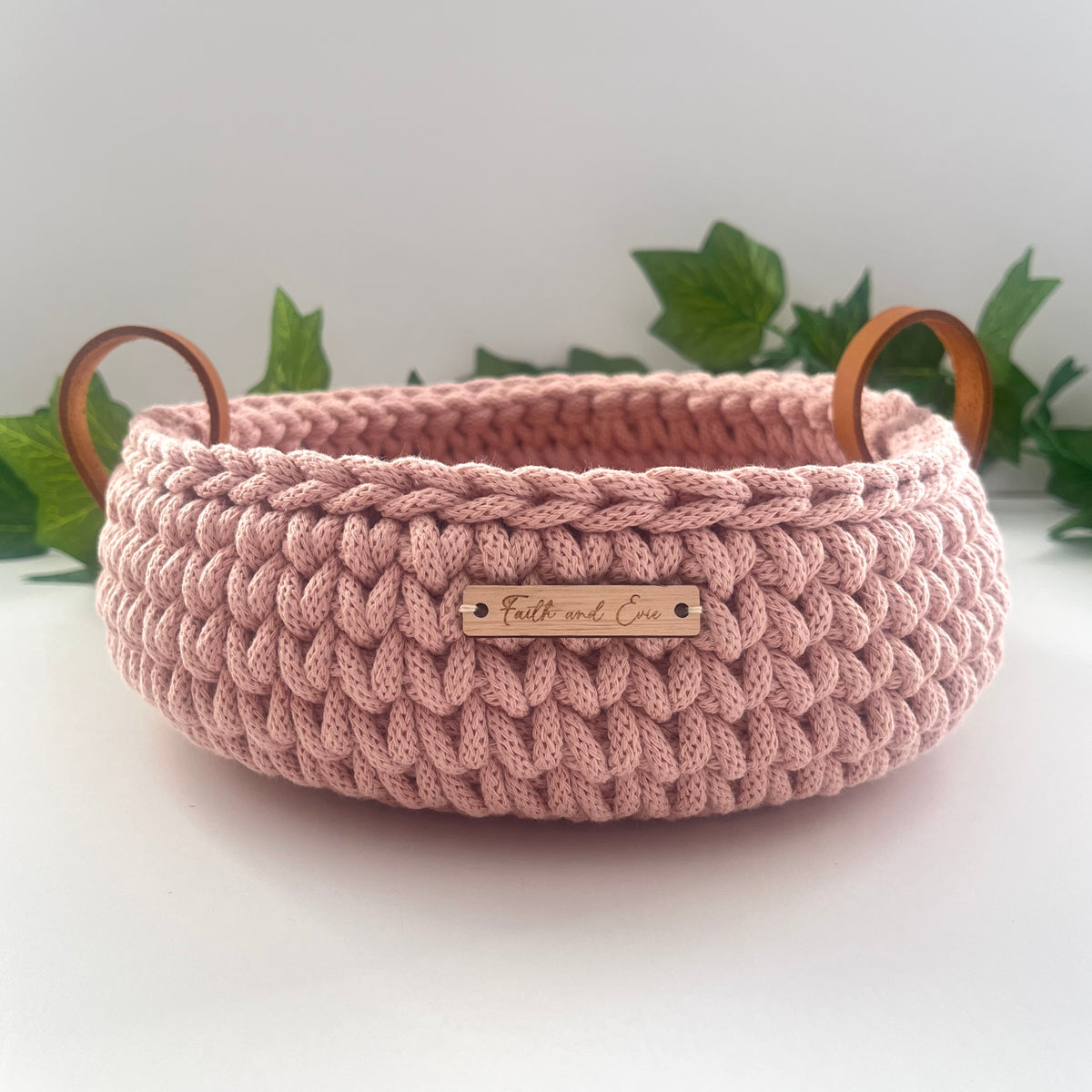 Crochet basket with handles - colour Pastel Pink