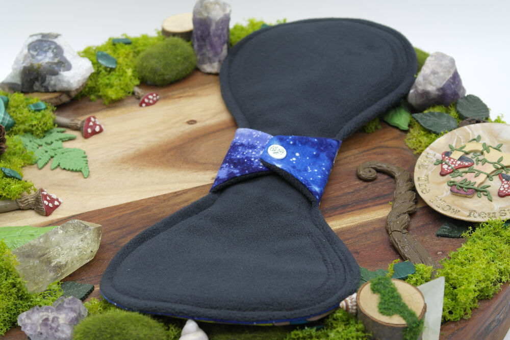 Eco-friendly reusable cloth pad 14" heavy (Flexuous) - As above, So below