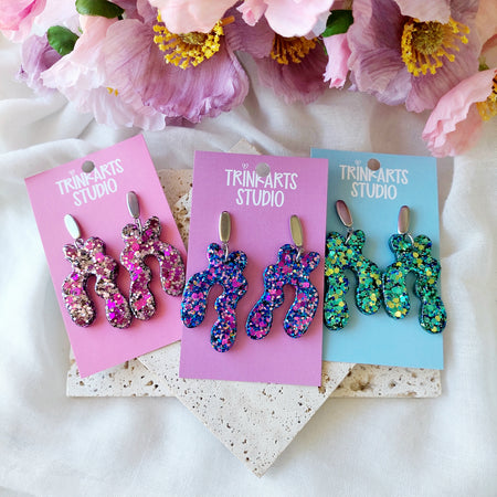 Wavy Arch Glitter Resin Dangle Earrings