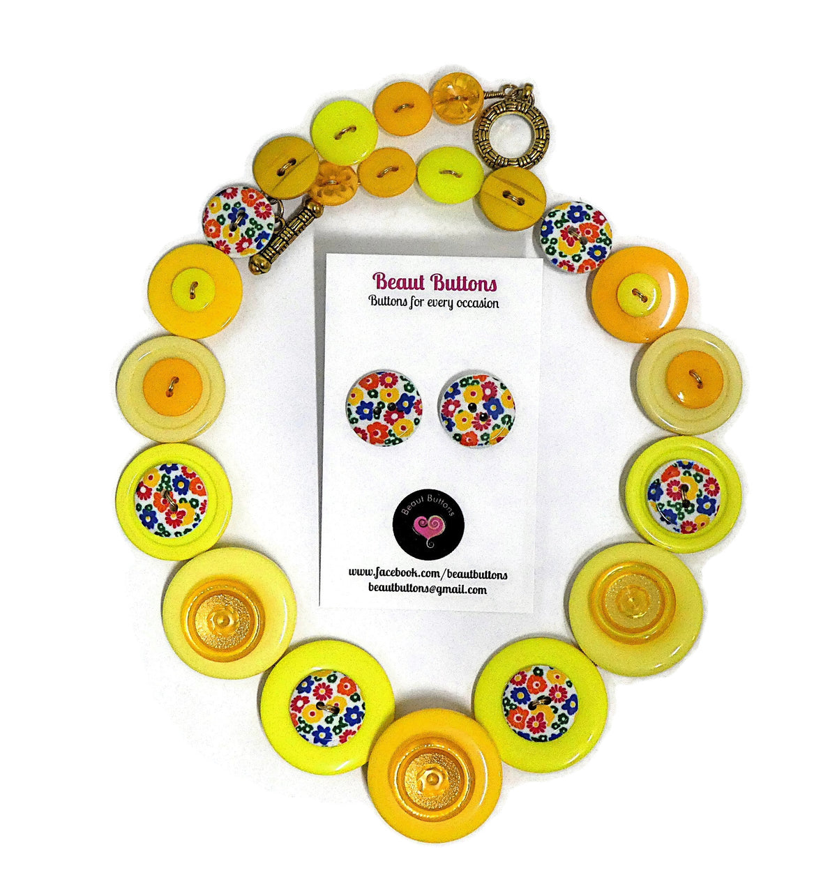 Button necklace - Floral Fantasy