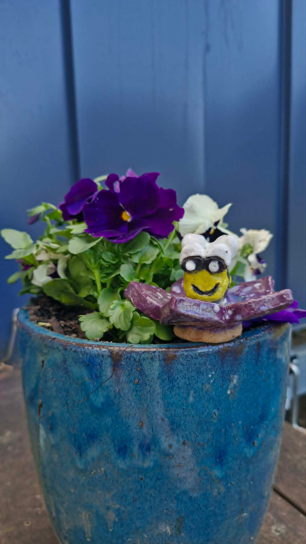 Bee on Flower Sculpture.