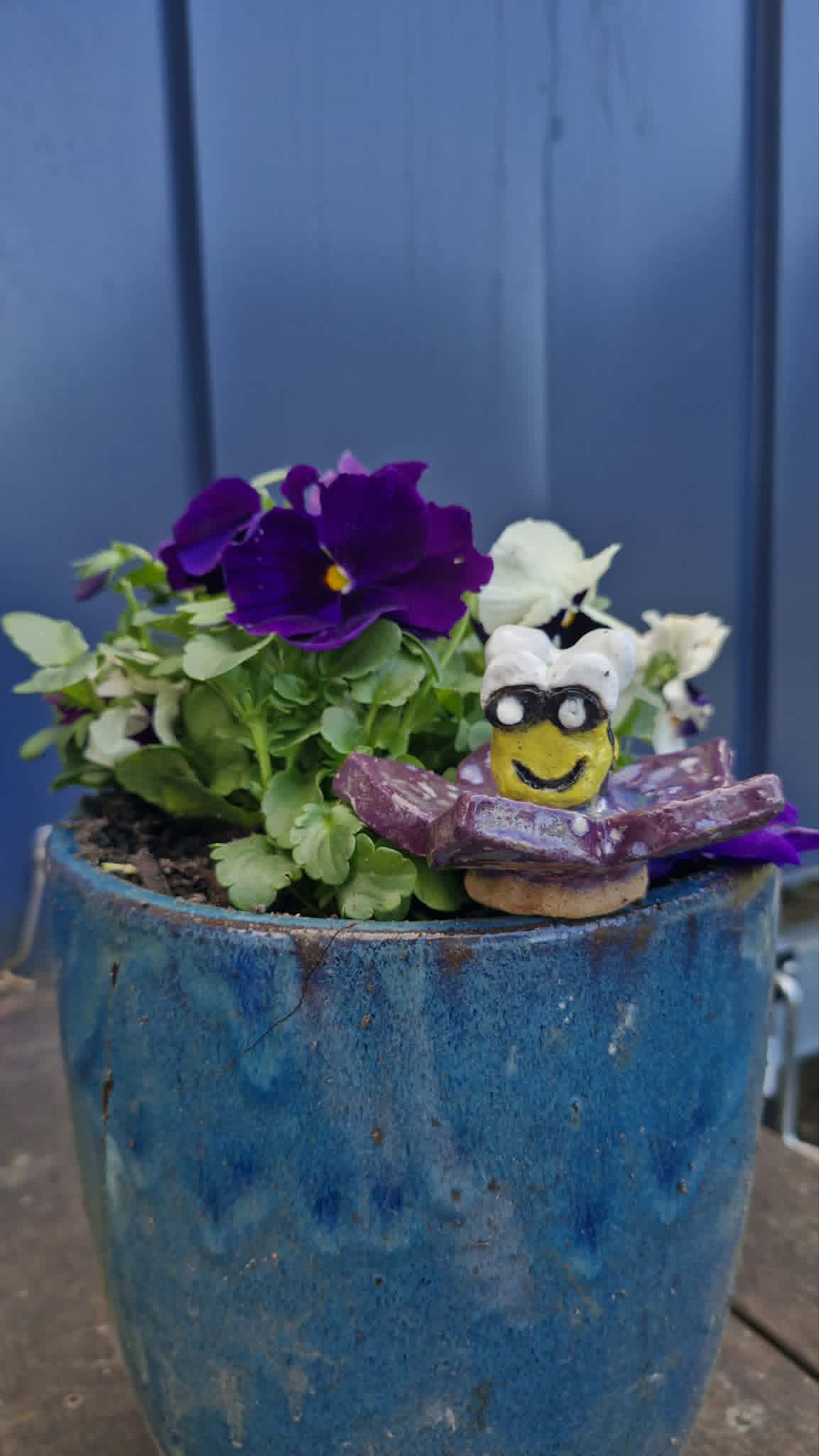 Bee on Flower Sculpture.