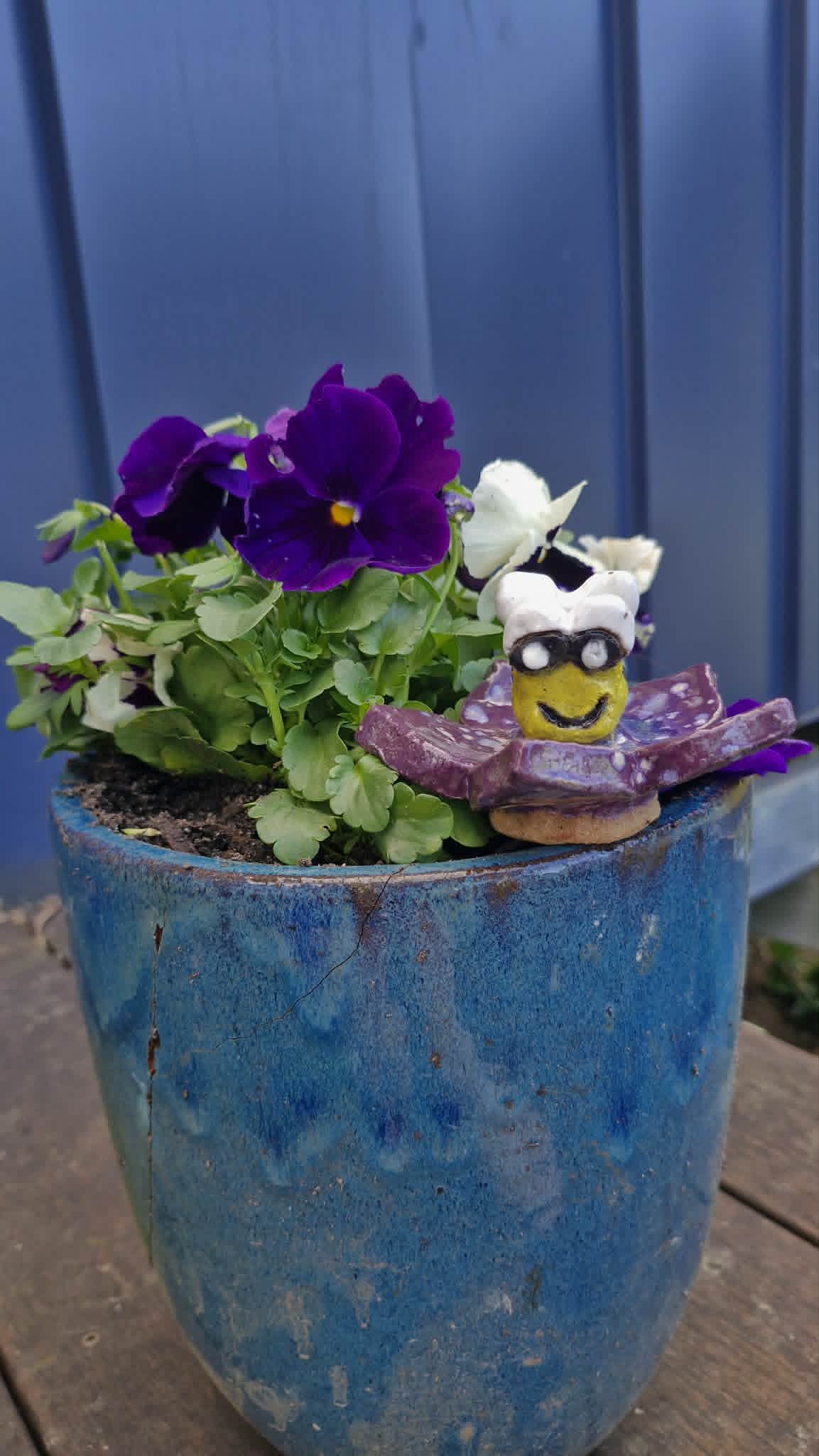 Bee on Flower Sculpture.