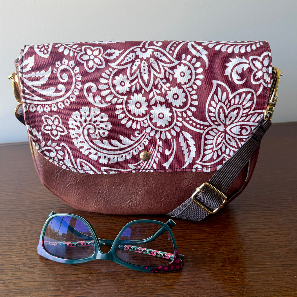 Handmade crossbody bag | Paisley Classic | Unique