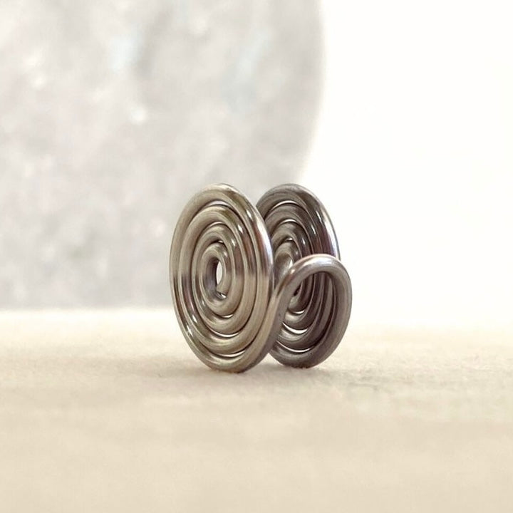 Spiral compression ear cuff | Unisex | silver titanium bronze & more | Clip on | 3 sizes