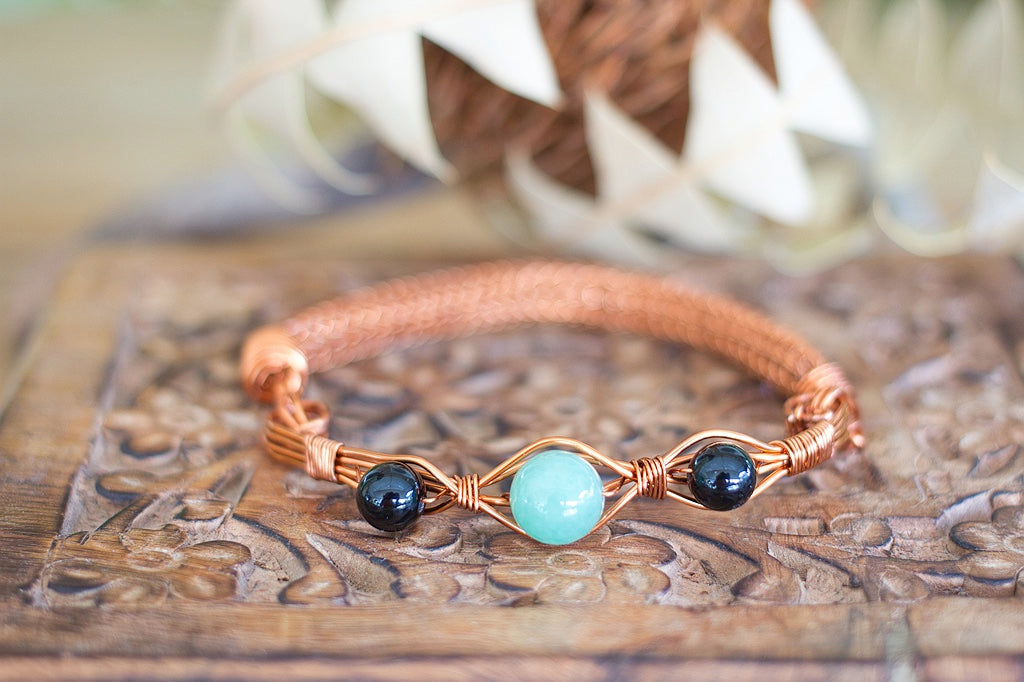 Copper Viking Wire Knitted Gemstone Bracelet  | Aventurine and Onyx Jewellery