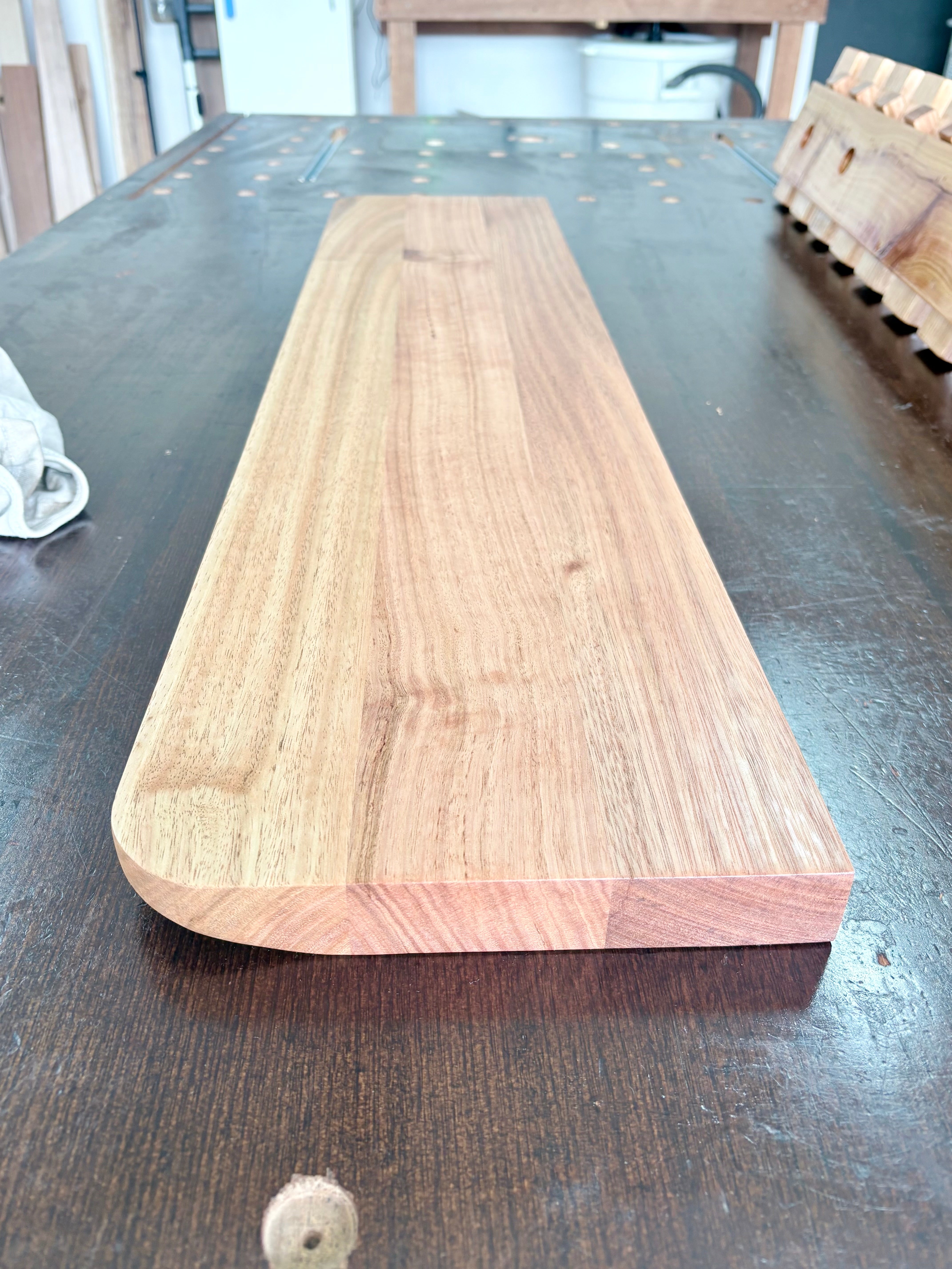 Tasmanian oak Floating shelf 900mm