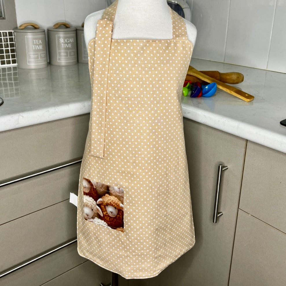 Apron .. Children's Reversible .. Sheep