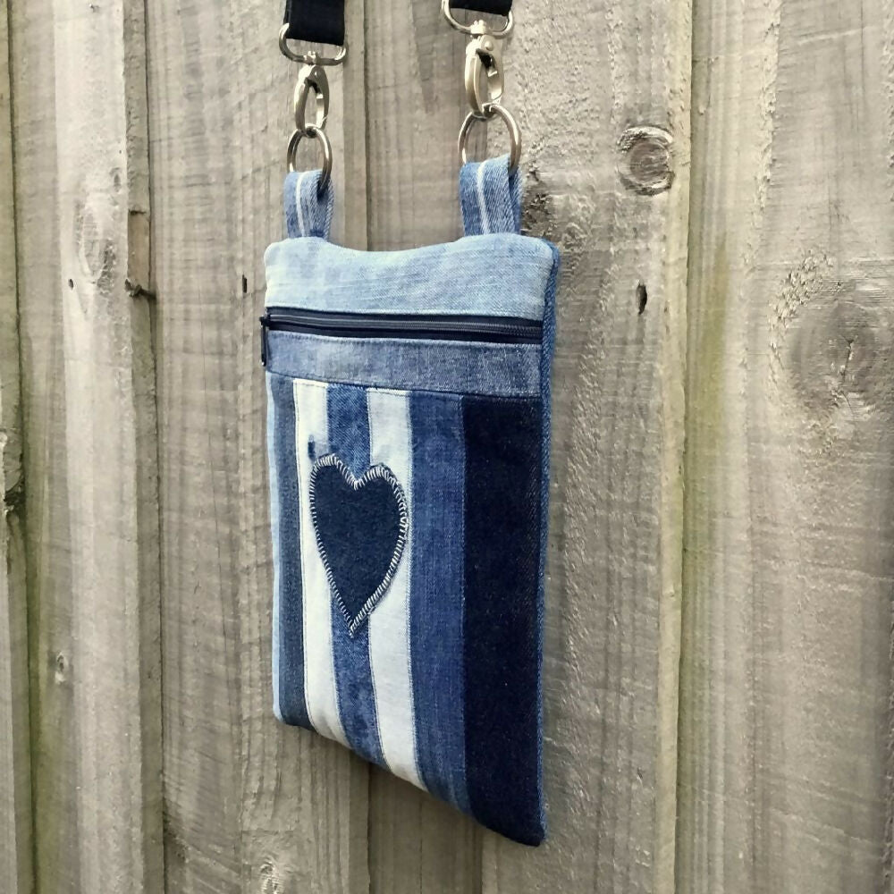 upcycled_denim_crossbody_bag_01f