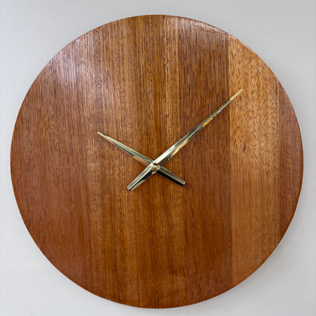 Dusk – Handmade Tasmanian Oak Wall Clock | Warm Amber Finish, No Numeral, Gold Hands, Silent Movement | 40cm
