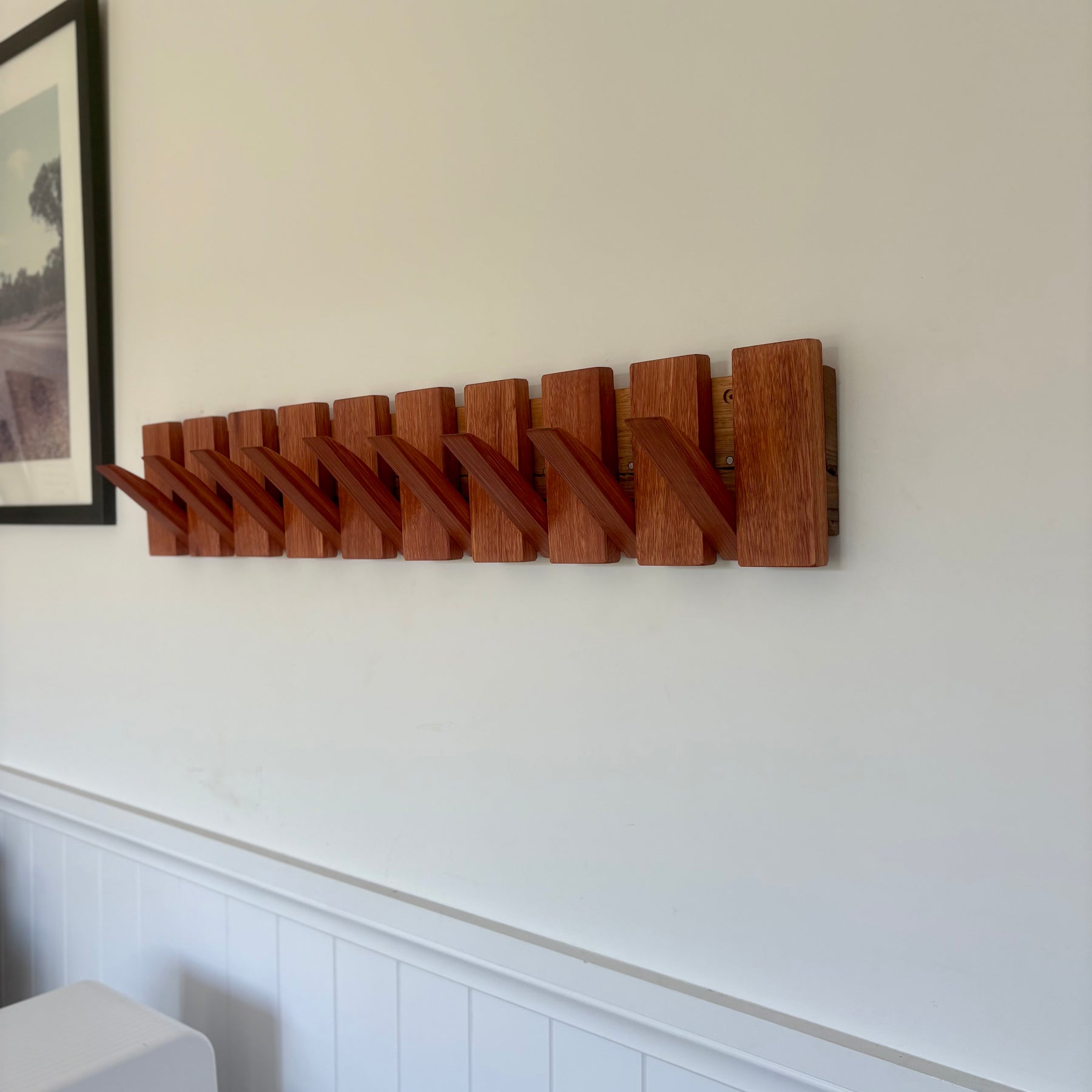 Karri horizon coatrack