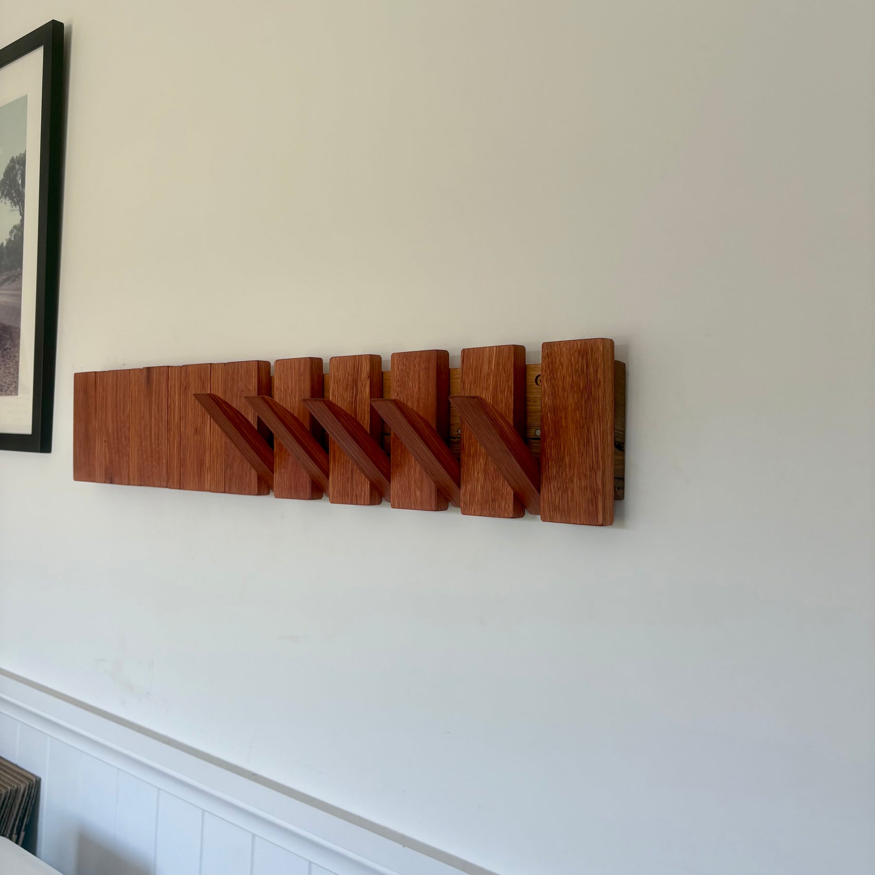Karri horizon coatrack