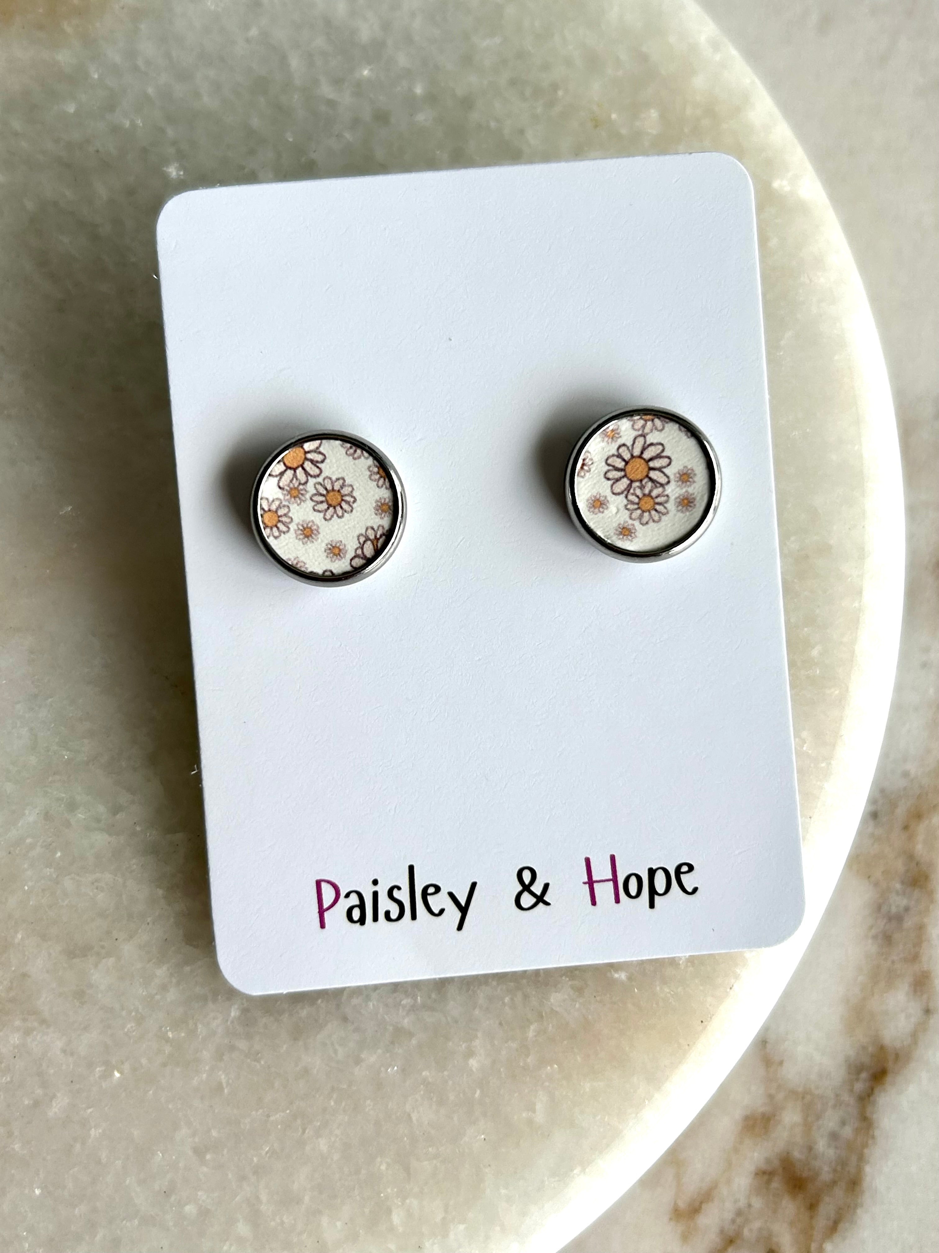 Daisy Faux Leather Bezel Style Studs - Choose size