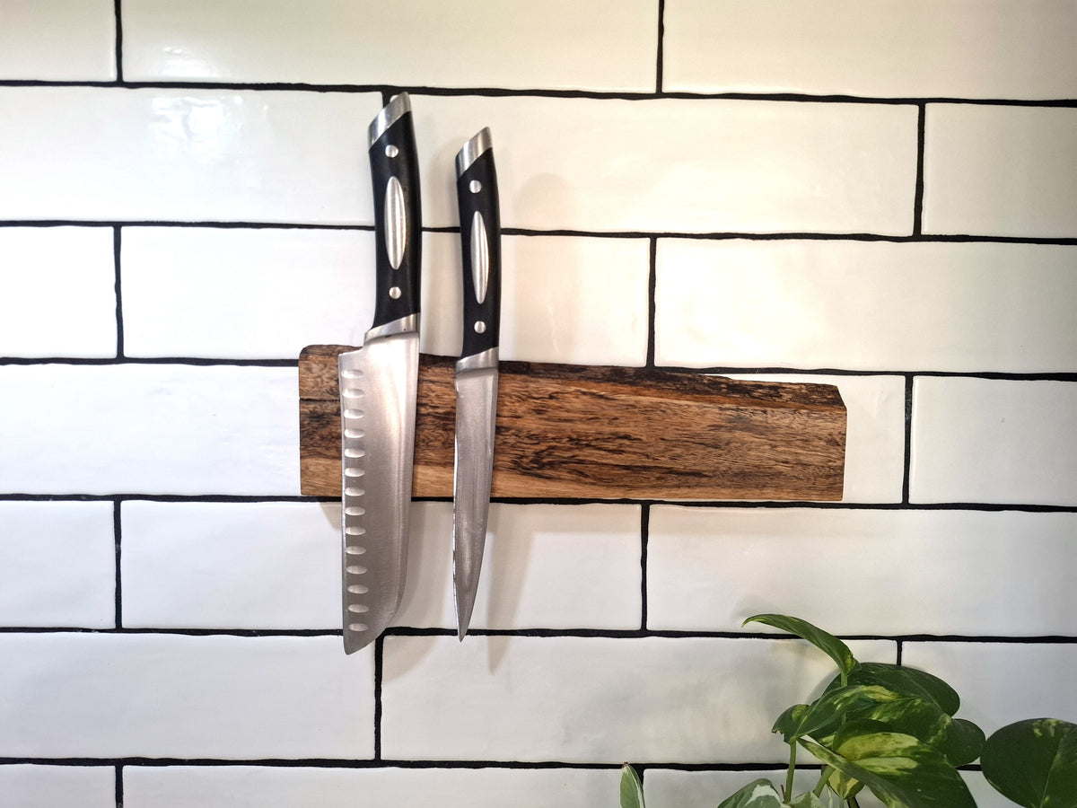 Handmade Wooden Magnetic Knife Holder: Wall-Mounted Kitchen Rack