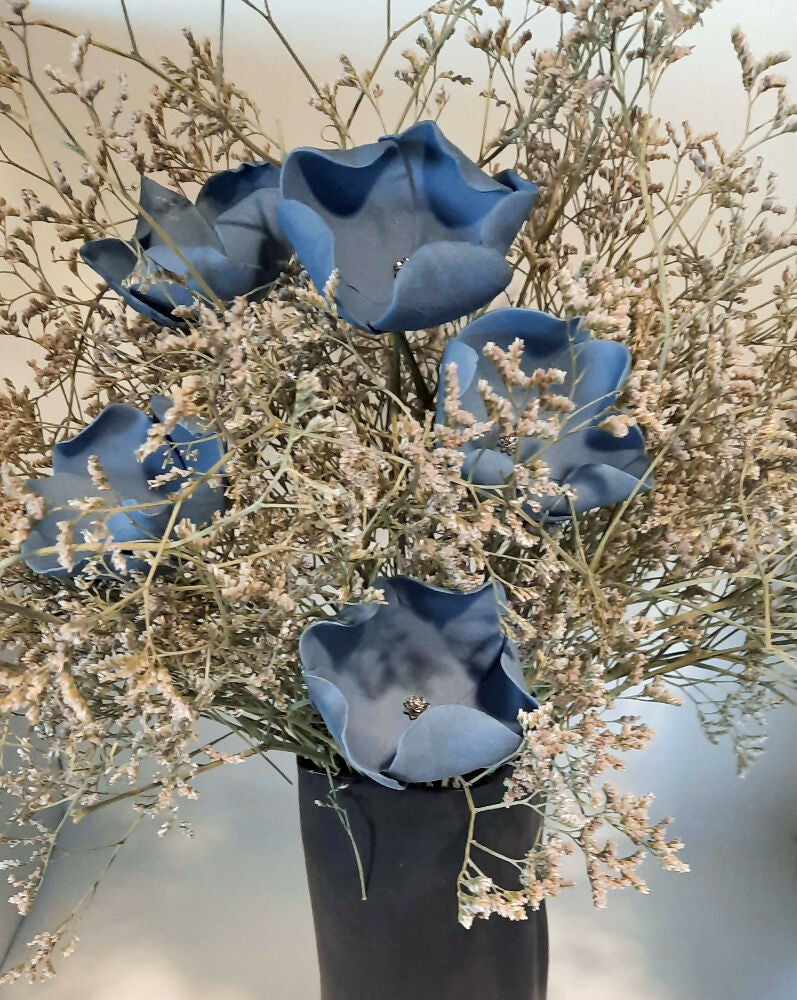 blue-poppies-vase