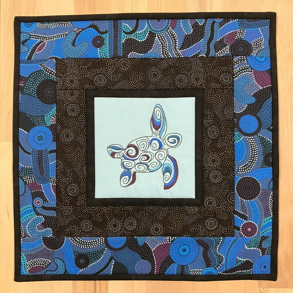 table-centre-handmade-Australia-turtle_1