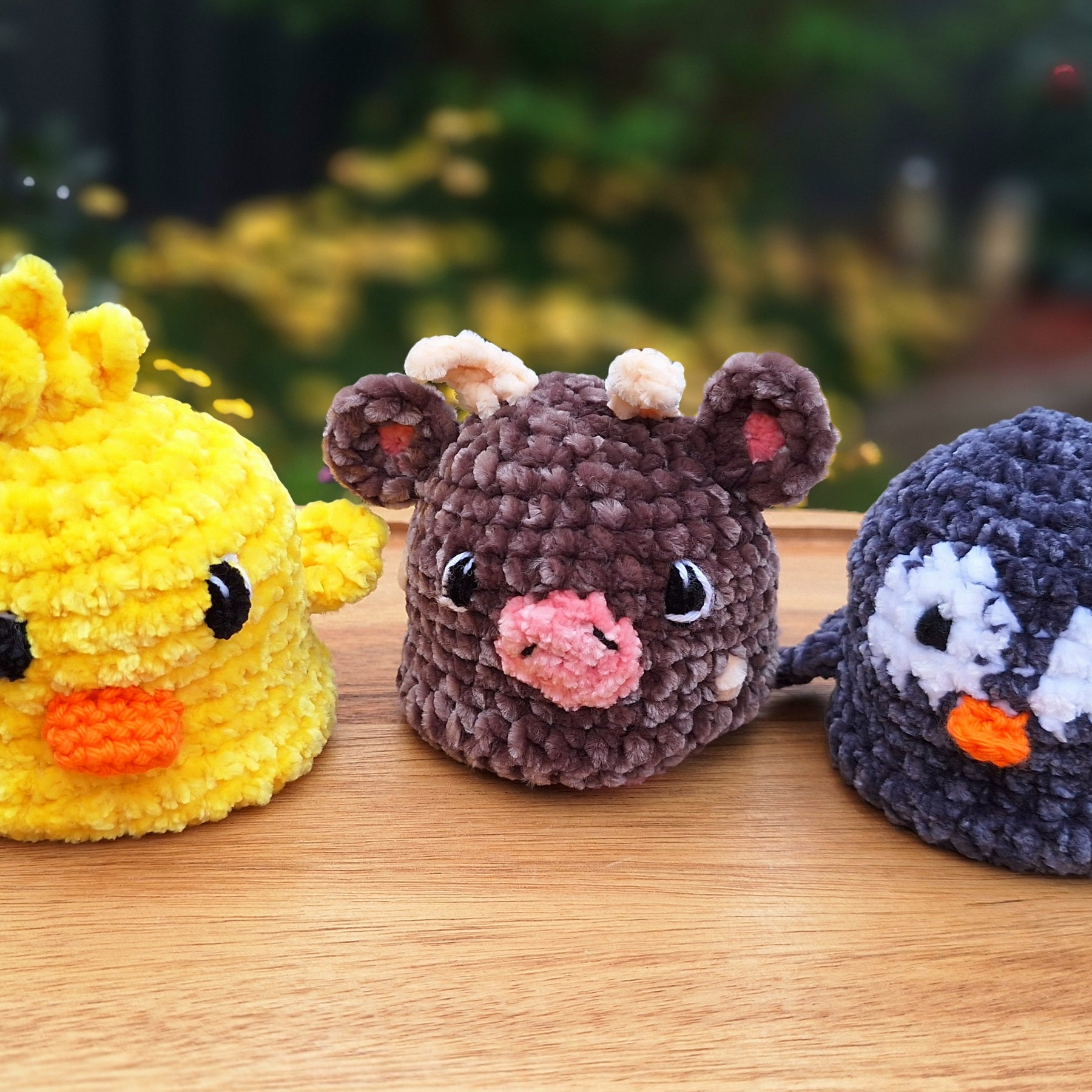 Two-in-one crocheted animal Toys, flip and transform