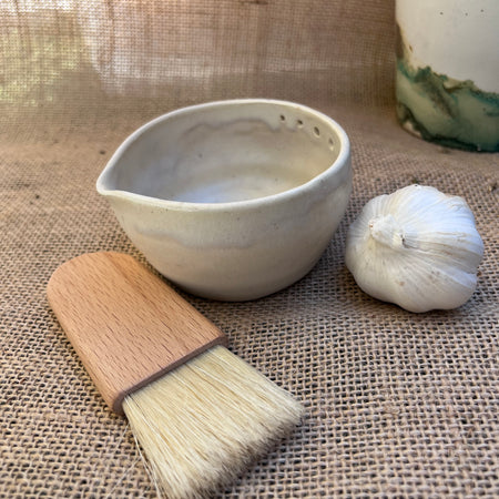 White Ceramic Grater Bowl with Cleaning Brush