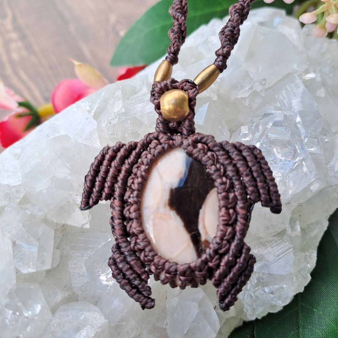 Peanut Wood Micro Macramé Necklace
