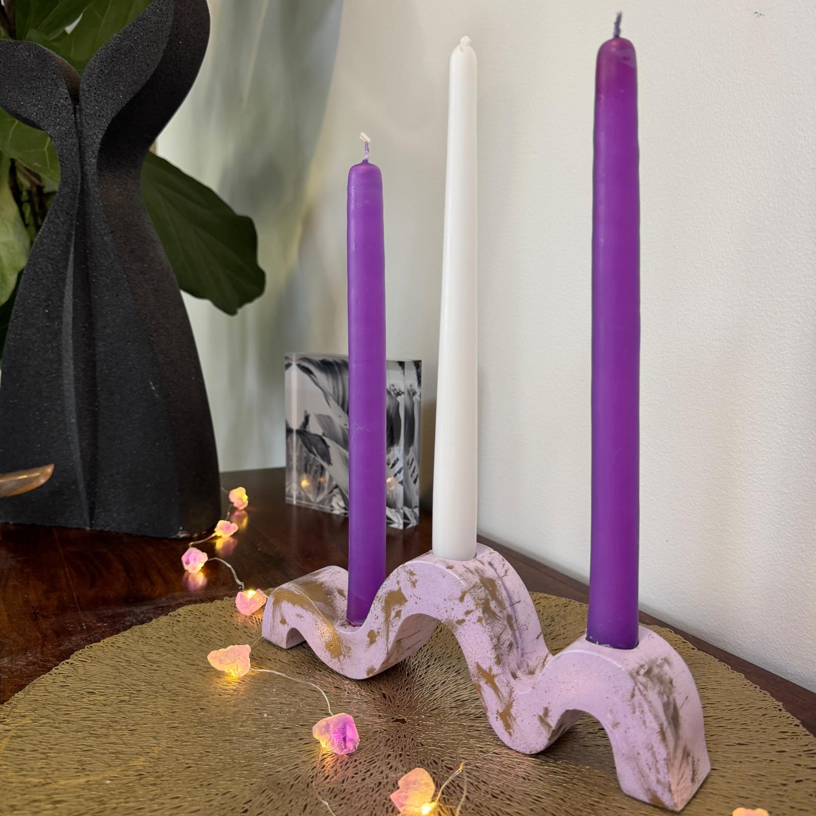 Lilac and gold wavy concrete holder for taper candles