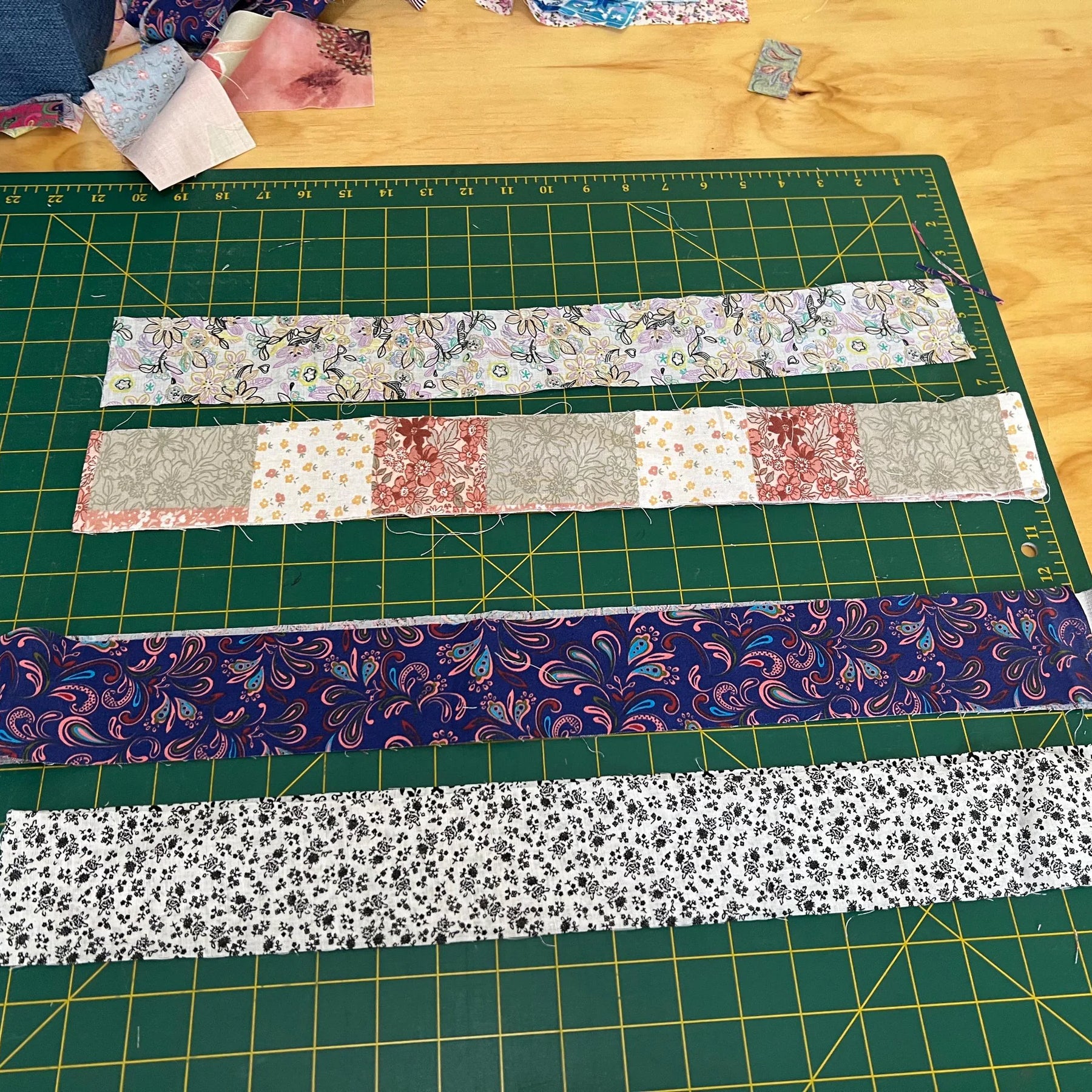 Strips Quilt Pattern PDF: Beginner Friendly Design Supper easy