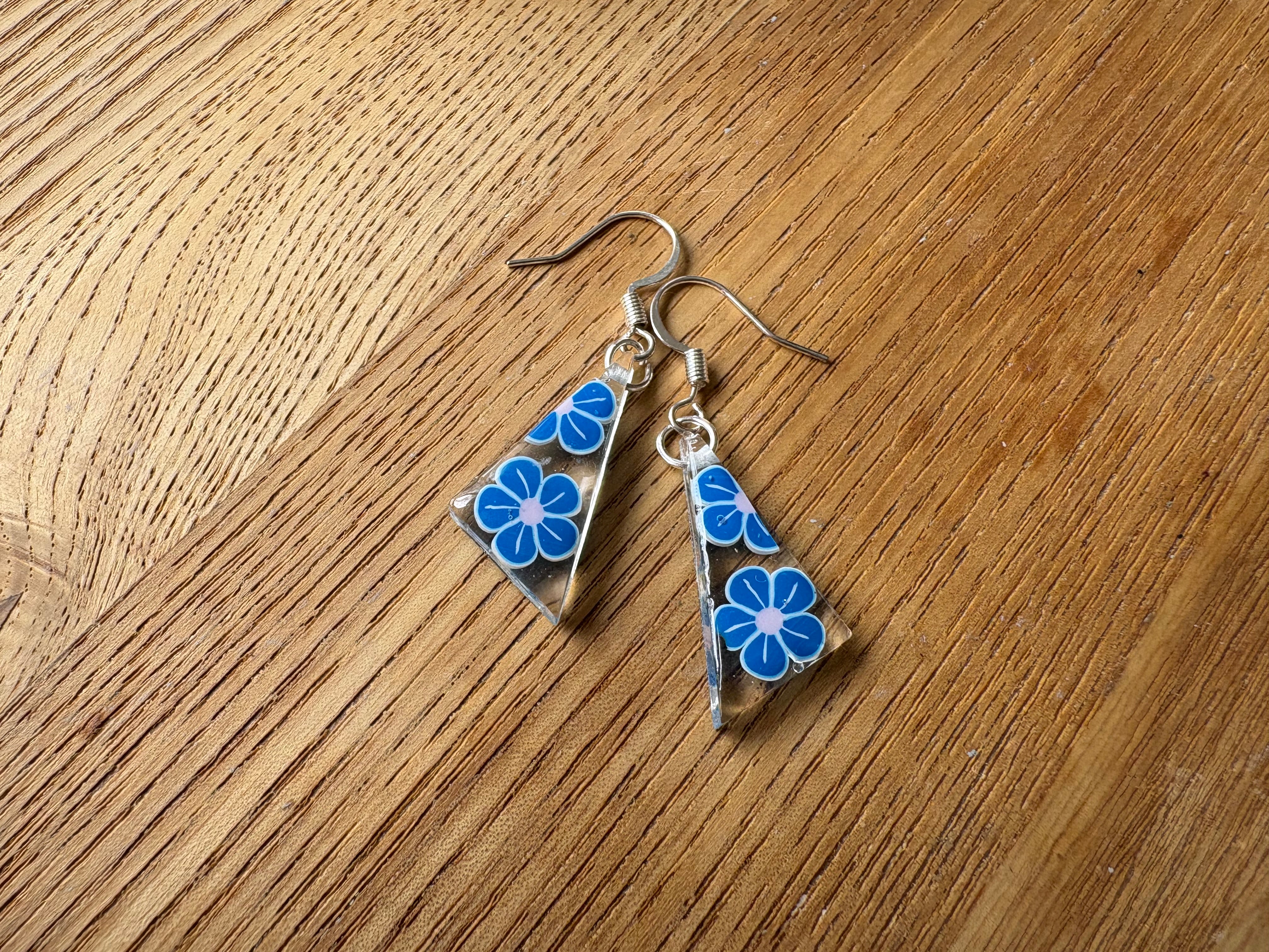 Blue flowers resin earrings