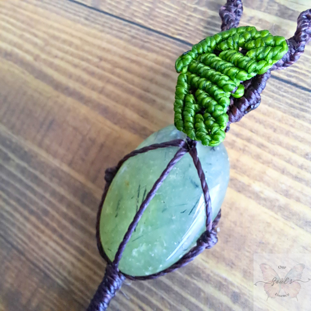 Prehnite Micro Macramé Necklace