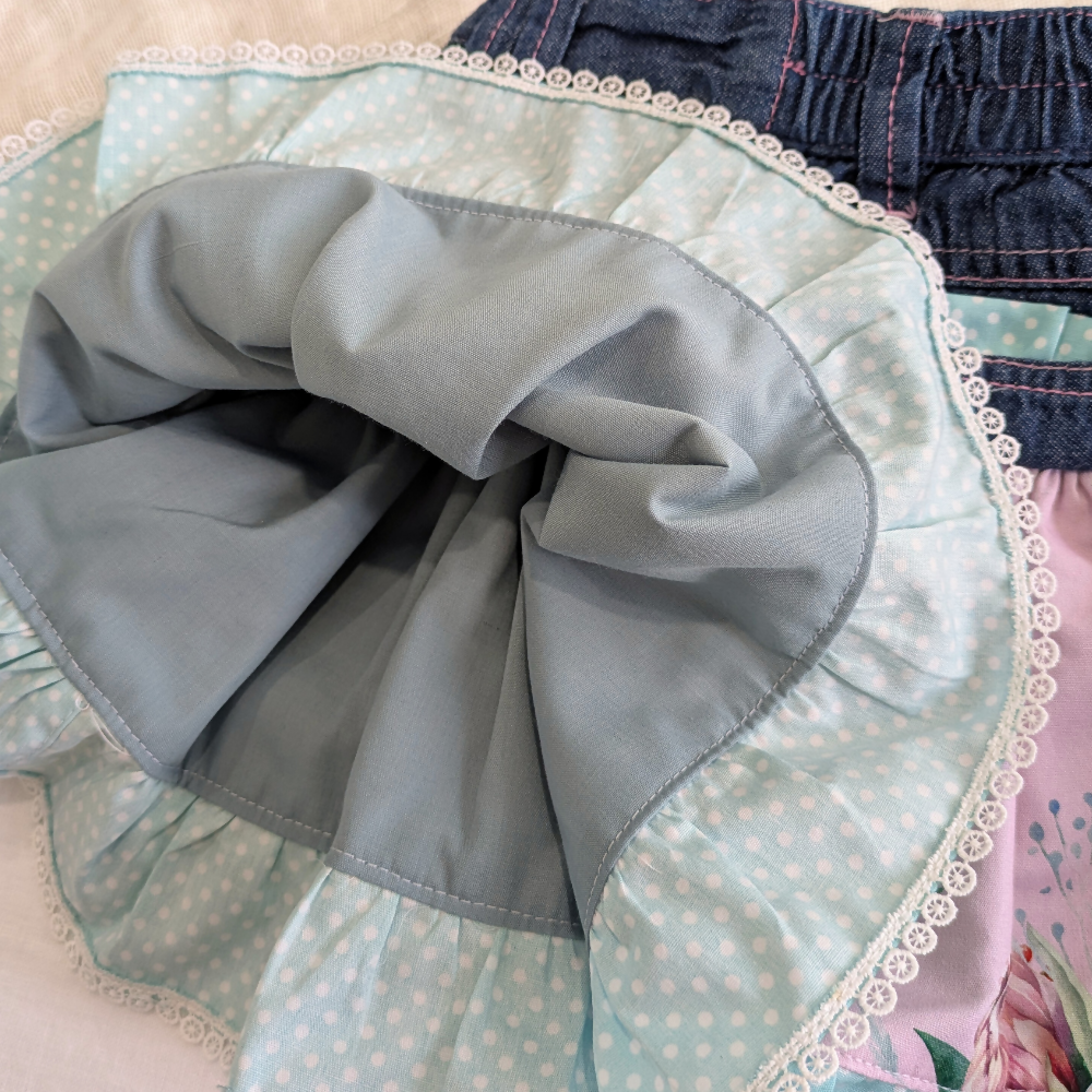 size-2-upcycled-denim-skirt-pink-protea-floral-australian-handmade-sewing-the-denim-patch (1)