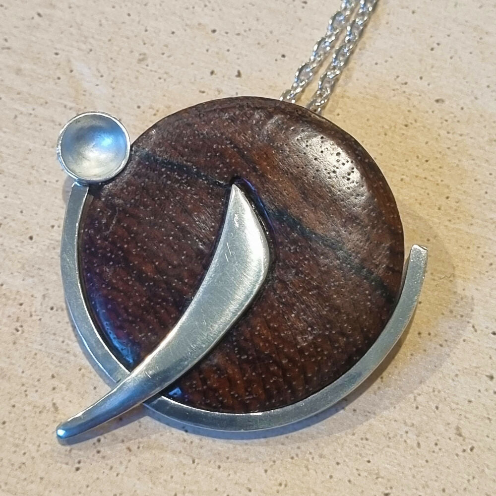 Wood and Silver Pendant Brooch Round NB310 295 03