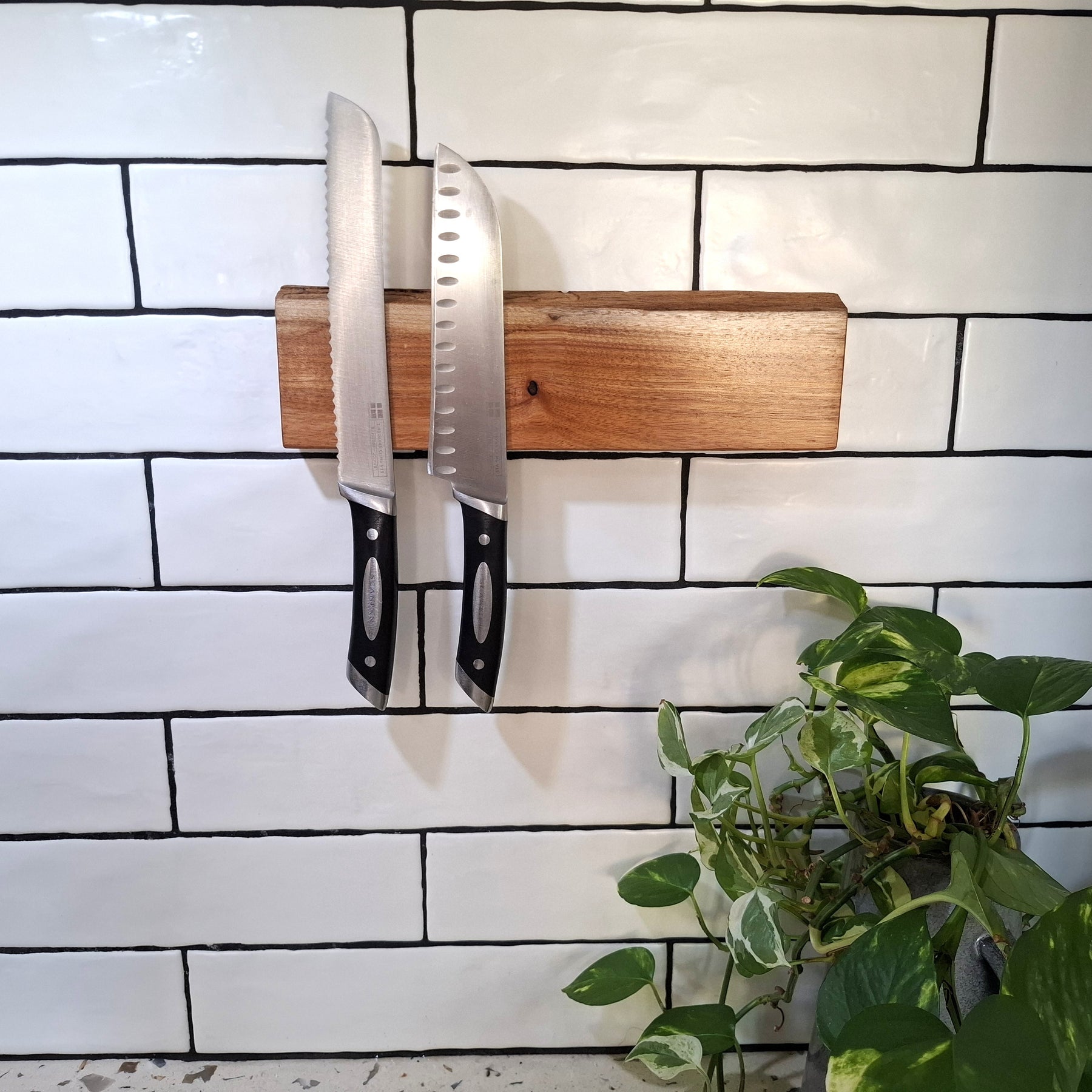 Handmade Wooden Magnetic Knife Holder: Wall-Mounted Kitchen Rack