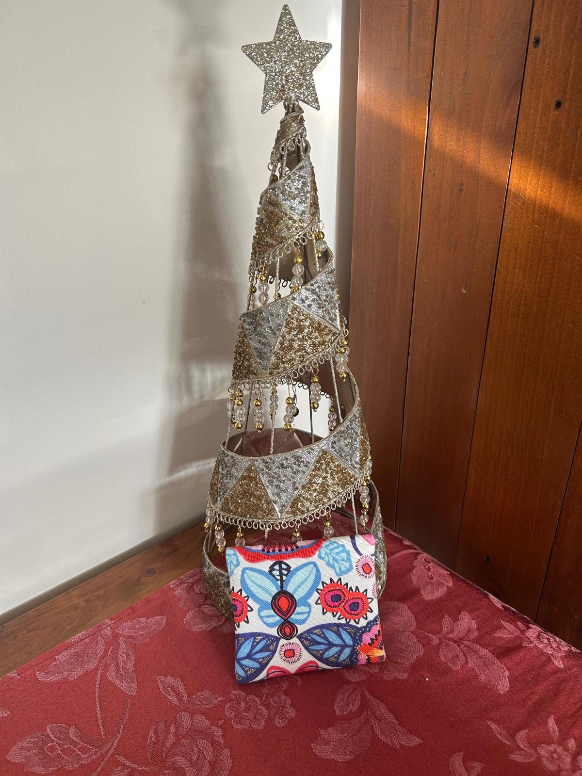 Handy Reusable Tissue Holder - Bright Floral pattern