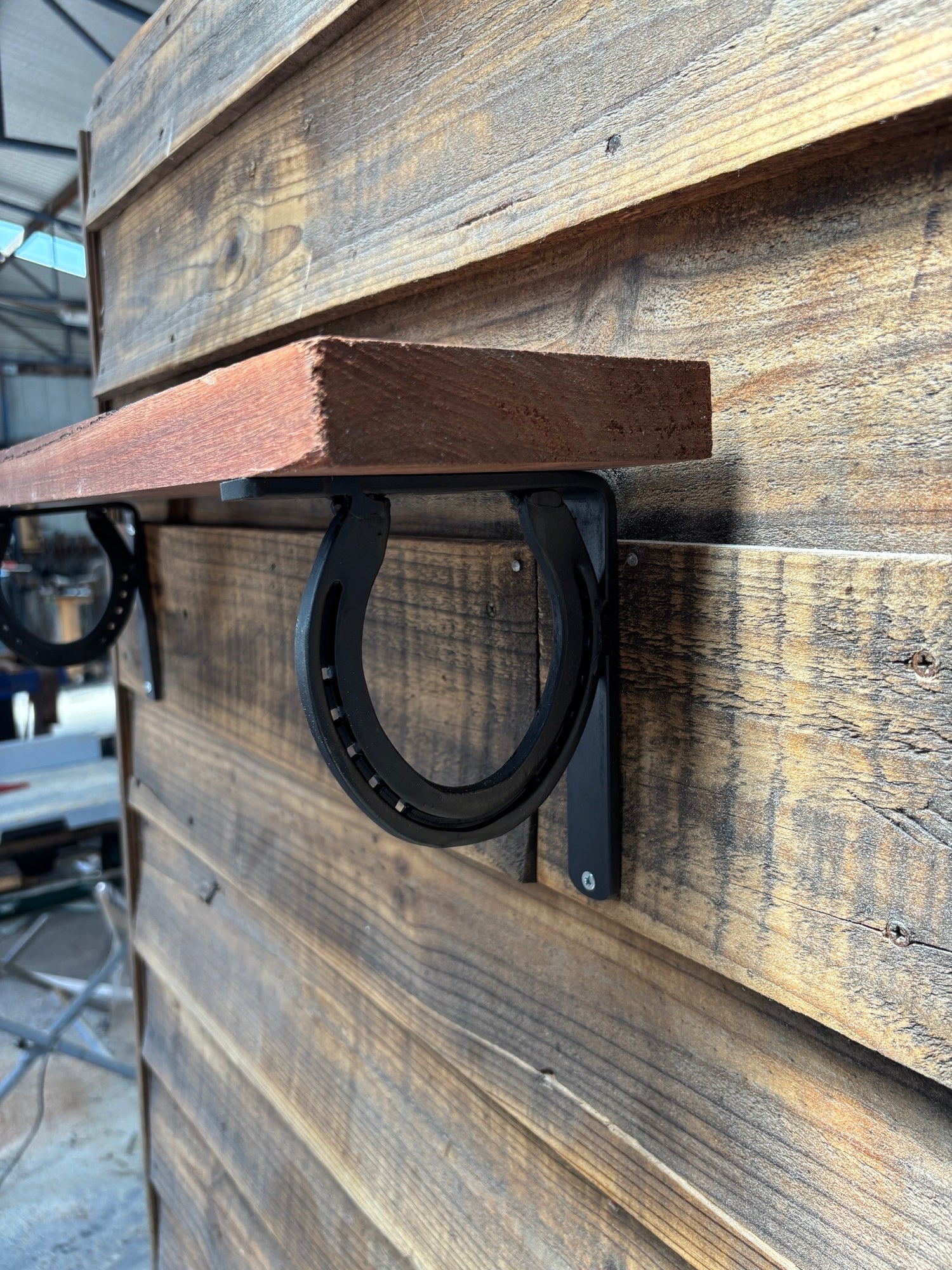 Horseshoe Shelf Wall Bracket