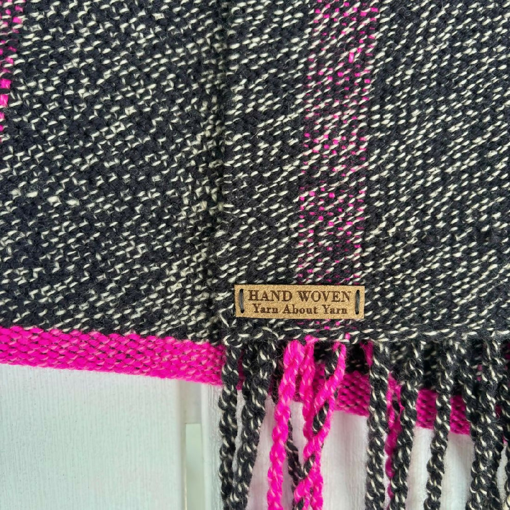 scarf_pink_grey_black_label_Oct2024