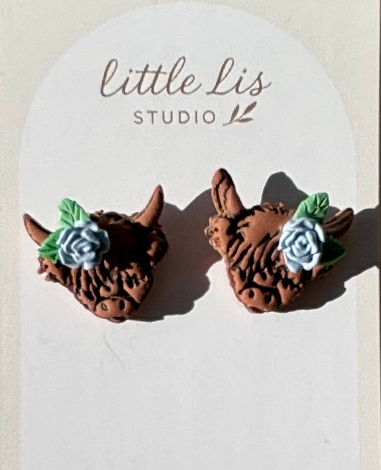 “Charlotte “ Highland Cow Earrings