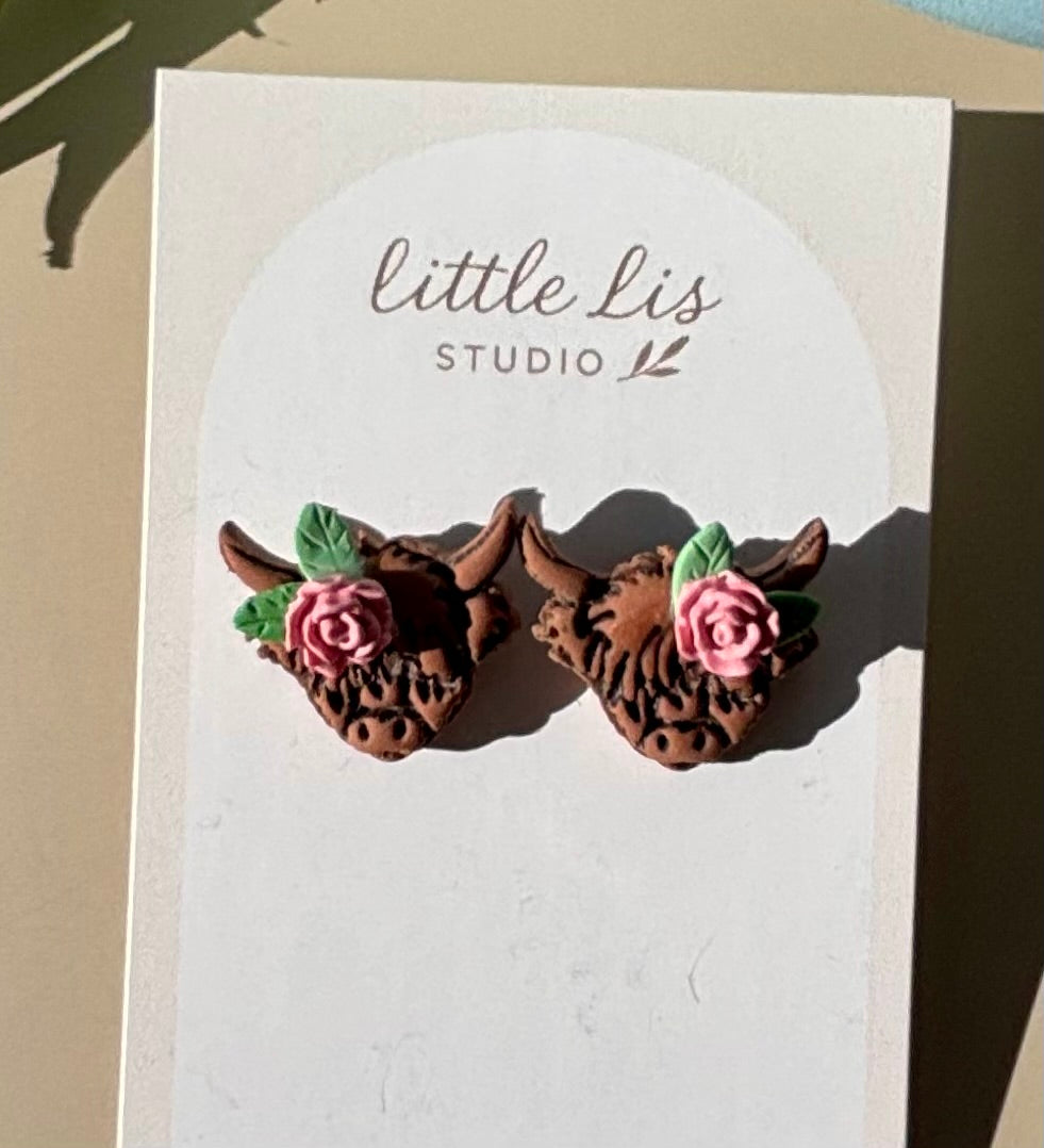 “Charlotte “ Highland Cow Earrings