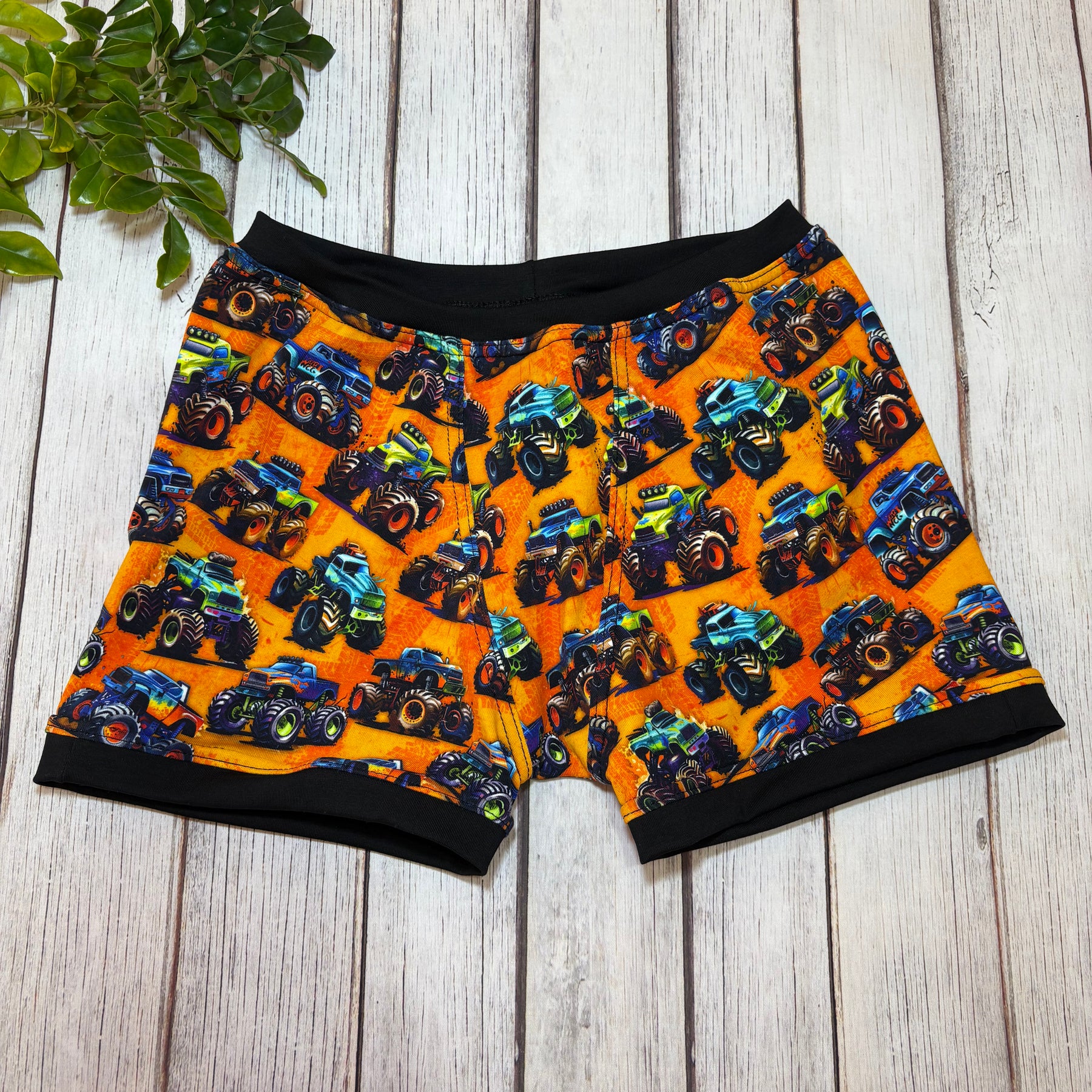 Kid's Size 6 Underwear (Briefs & Boxers)