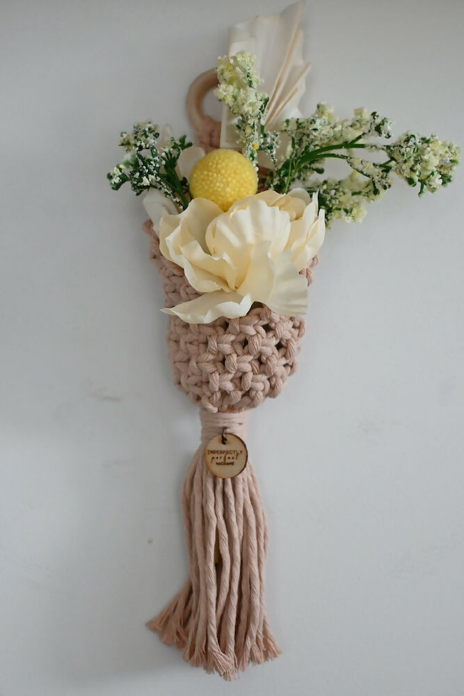 Macrame Faux Plant Holder/Air plant Pod