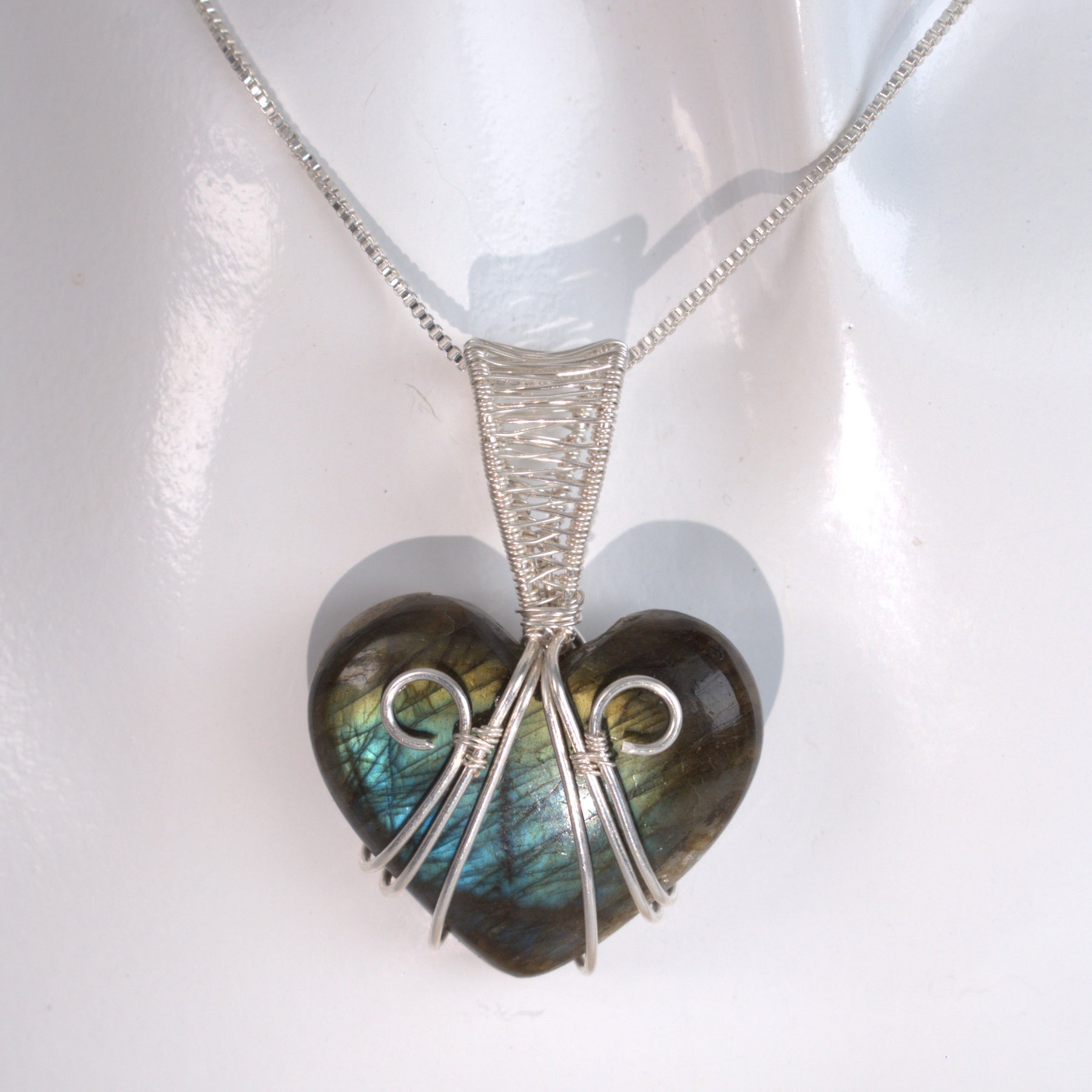 Heart of Midnight - Labradorite Pendant in Silver