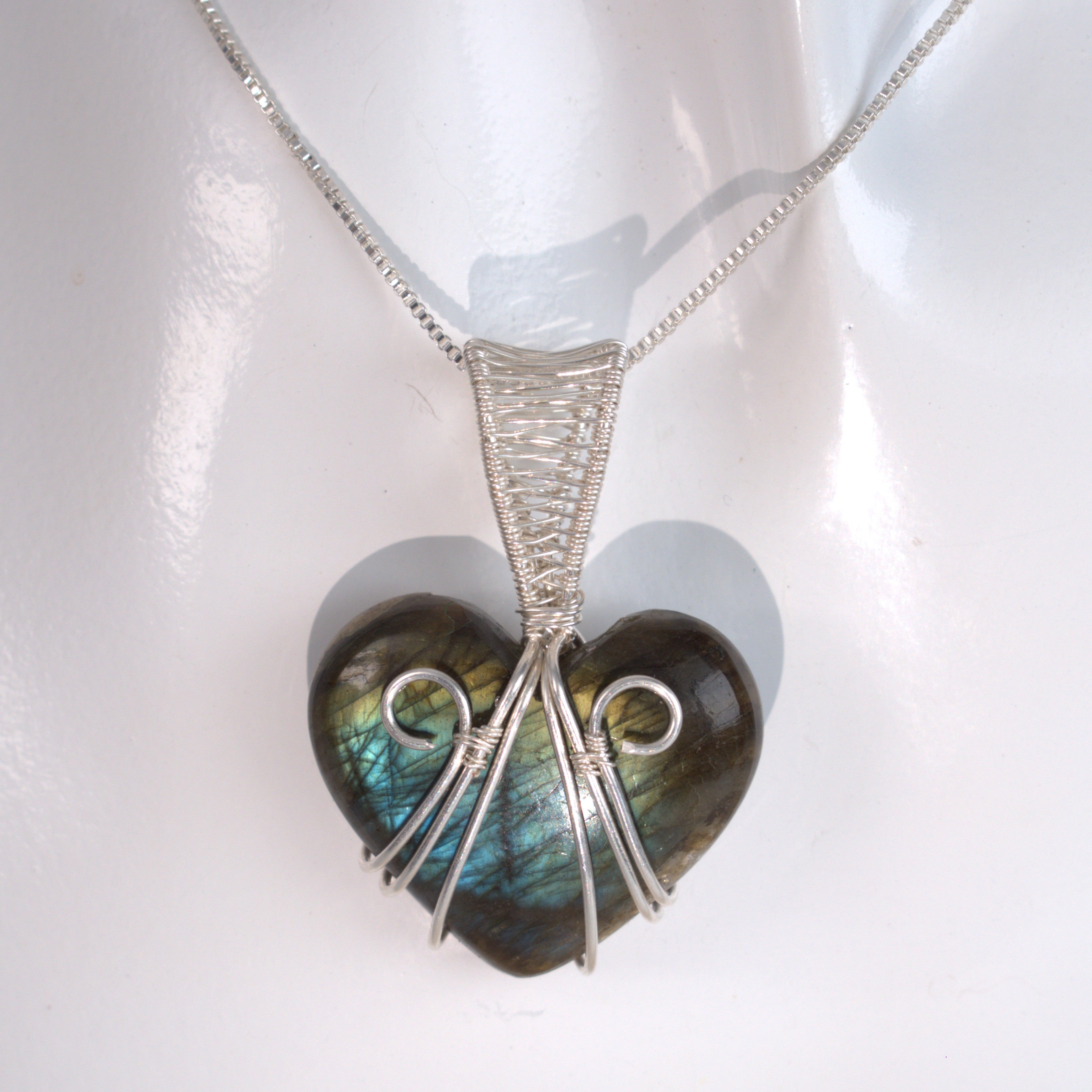 Heart of Midnight - Labradorite Pendant in Silver